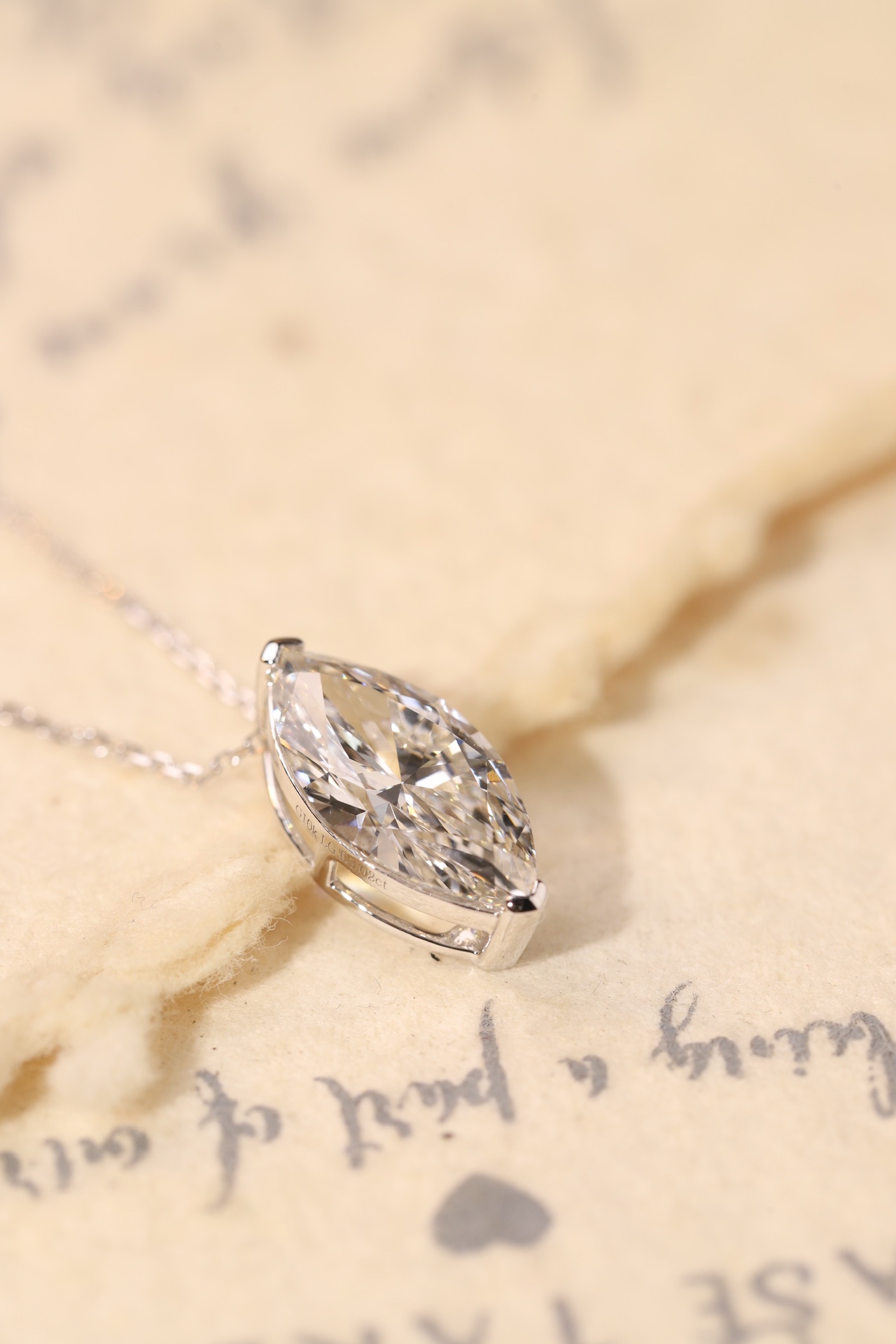 Marquise-Cut 3ct Lab Grown Diamond Pendant · 10K Gold | Z-HL-P5258-2