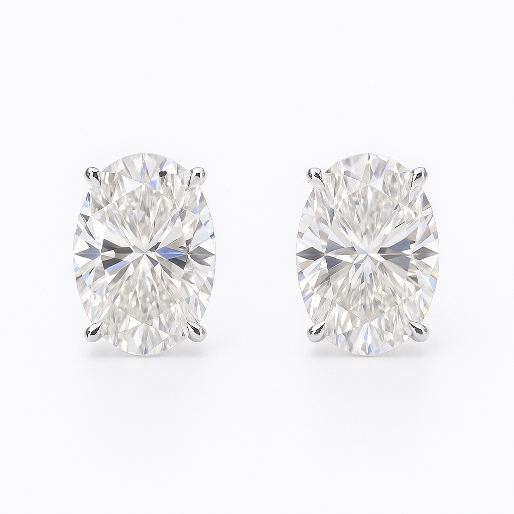 A 4-carat laboratory-grown diamond, oval cut, four-prong setting, PT900 single diamond, 2-carat.