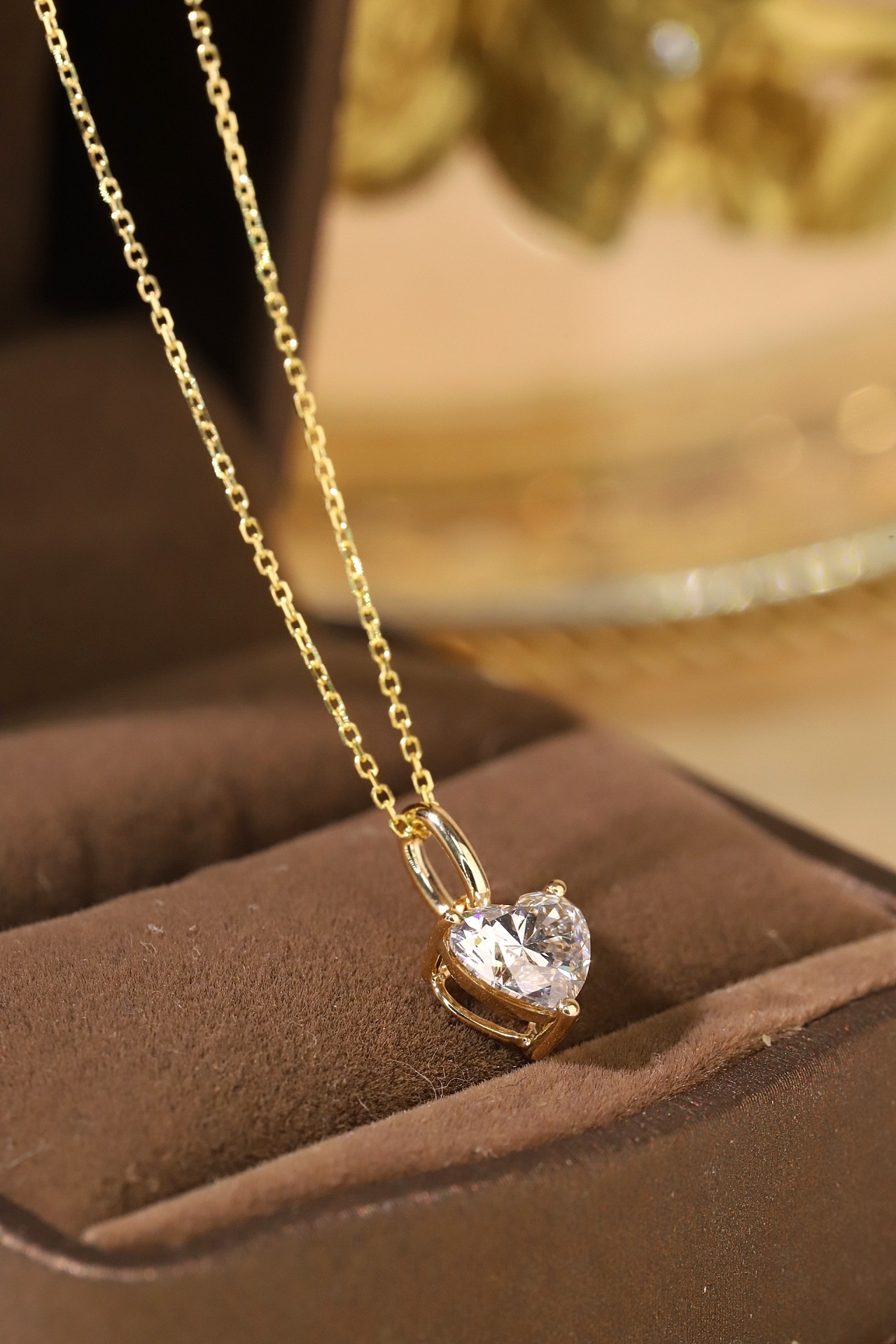Heart of Love · 1ct Lab Grown Heart Cut Diamond 3-Prong Necklace | Z-D-P4994