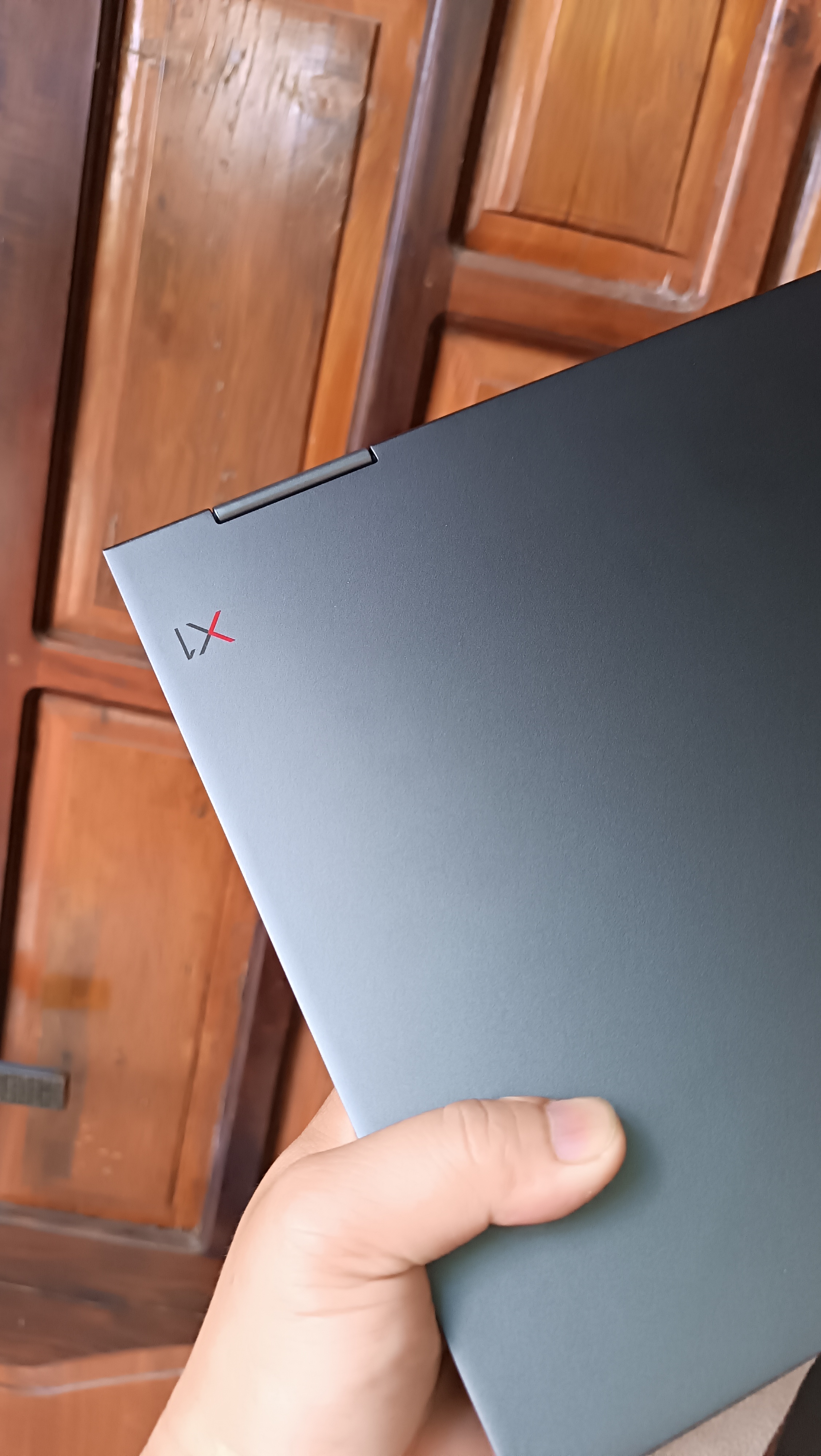 Laptop Lenovo ThinkPad X1 Yoga 4th Gen (Type 20QF, 20QG) (Hình ảnh thật)