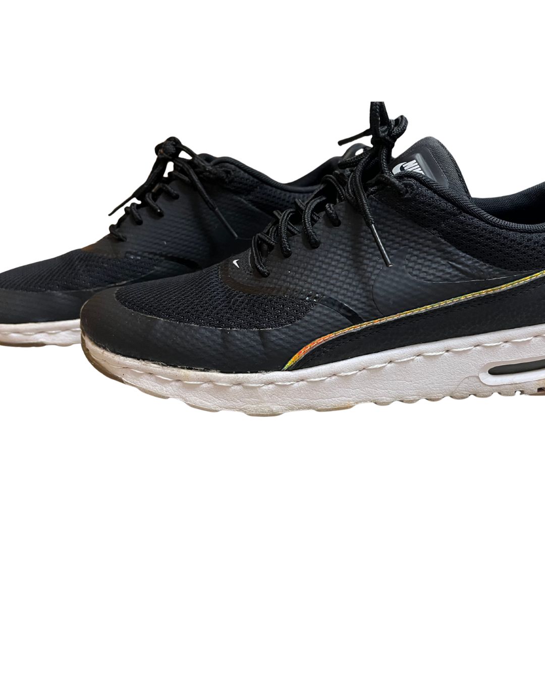 Sneaker Sole Glue and Stitching 波鞋鞋底粘補及拉線