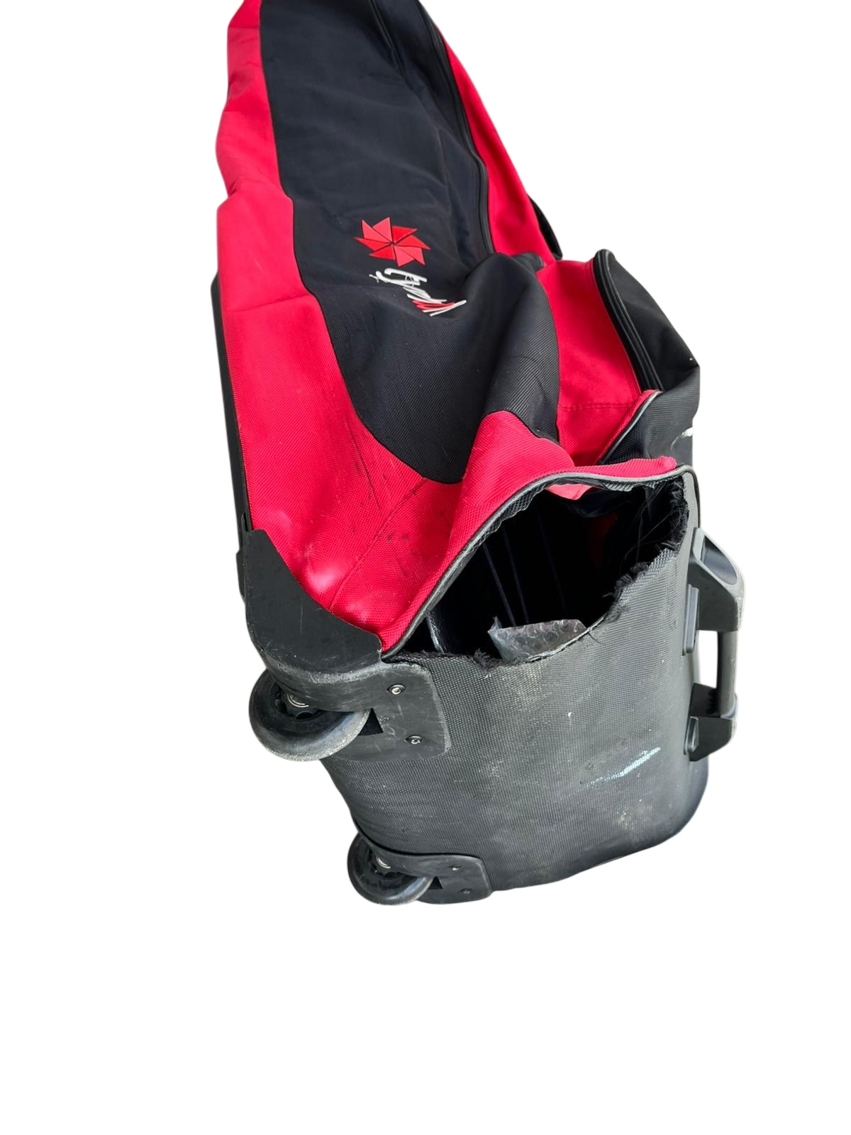 Sports Carrier Trolley Bag Tear Repair  運動拉桿袋底部破損位置