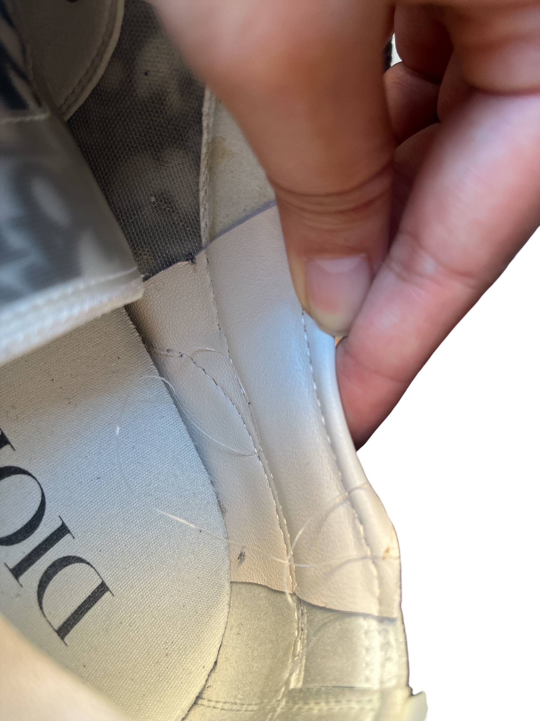 Dior Sneakers Torn Fabric Repair Dior波鞋破損修補 