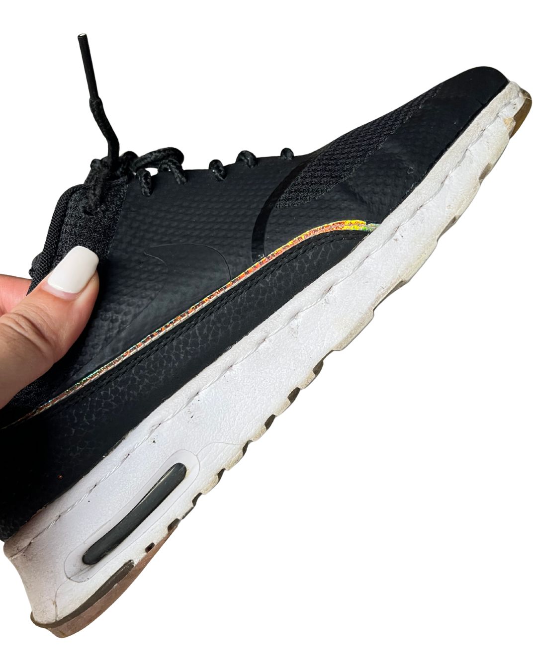 Sneaker Sole Glue and Stitching 波鞋鞋底粘補及拉線