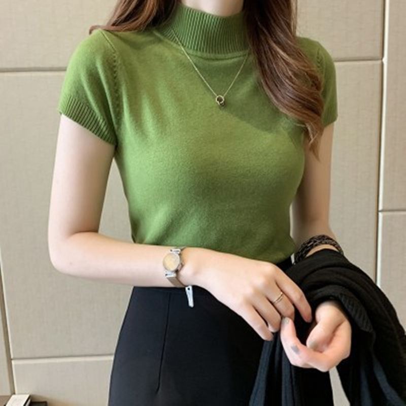 Women’s Short Sleeve Turtleneck Knit Top
