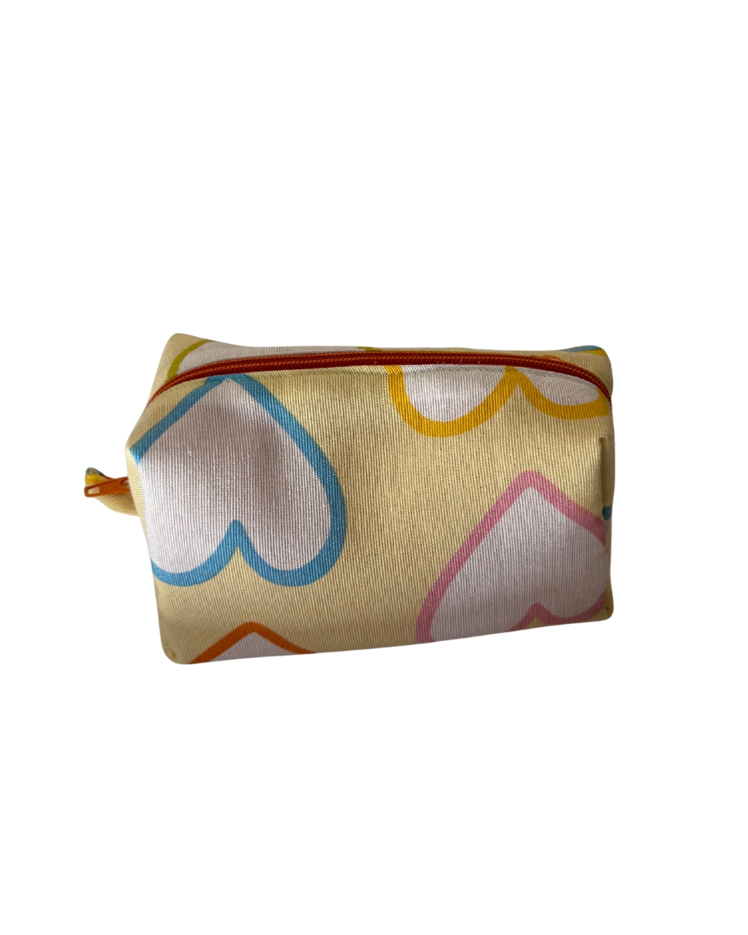 Pochette portaoggetti in cotone a fantasia di cuori., fatta a mano