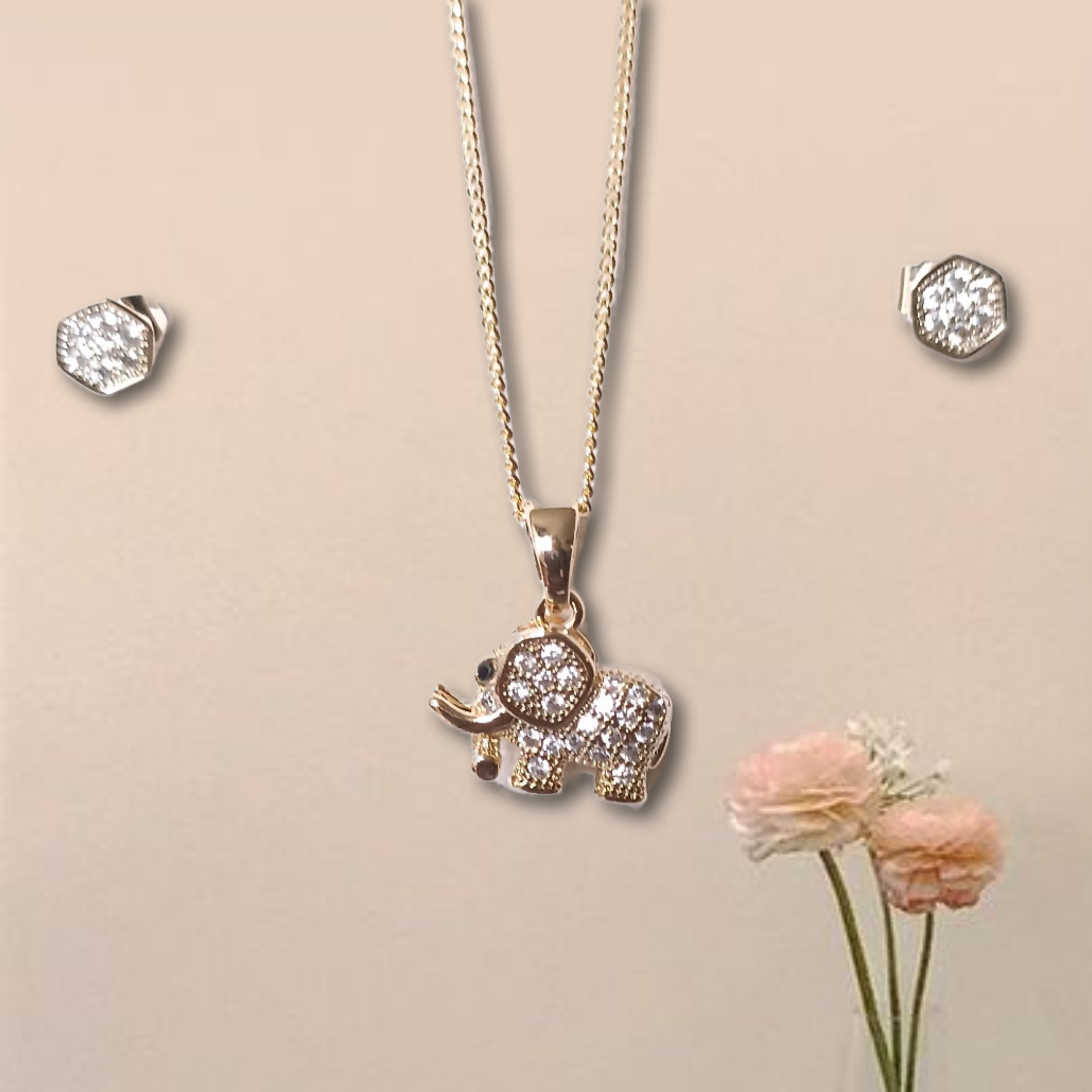 Colgante de Elefante con Brillantes