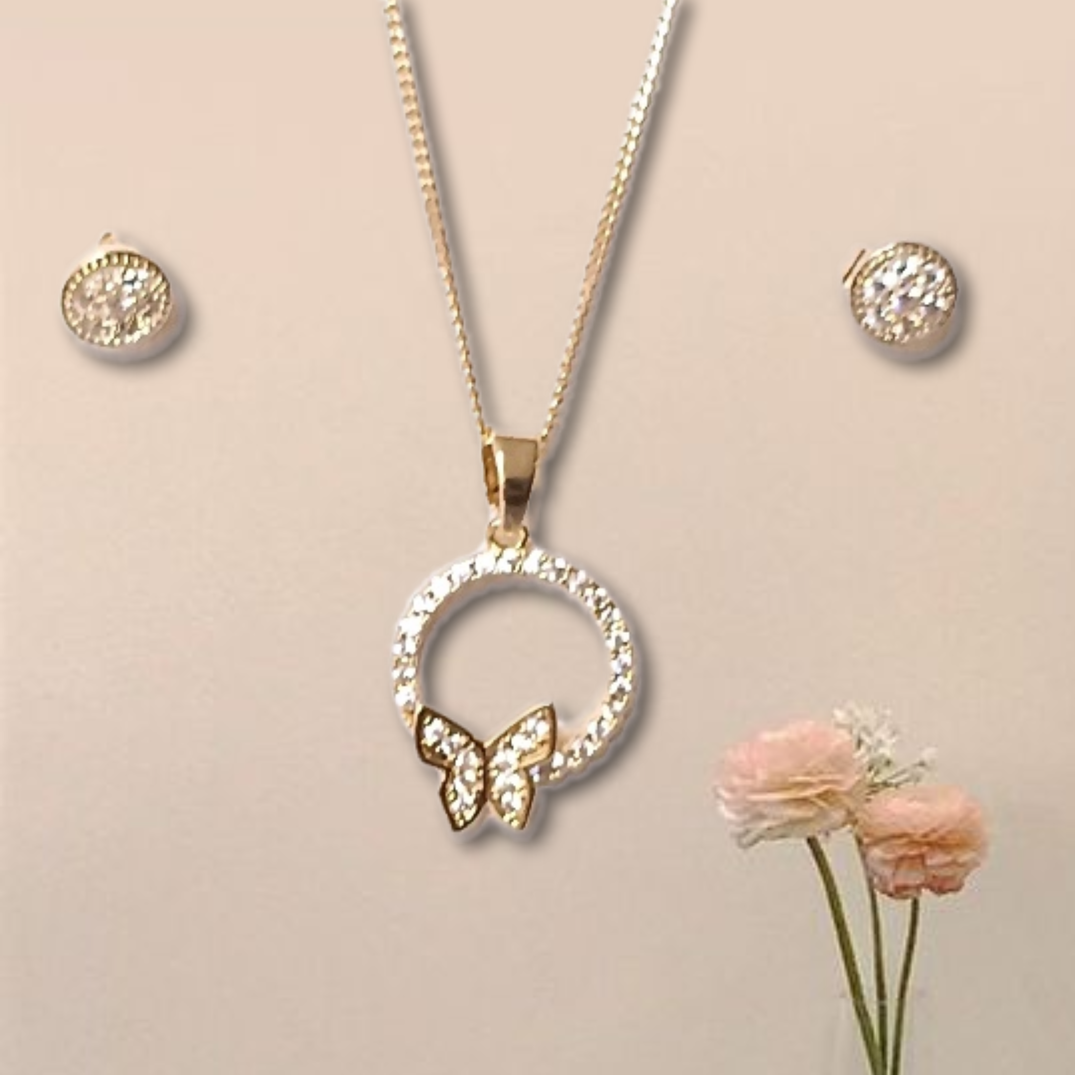 Conjunto de collar y aretes de mariposa