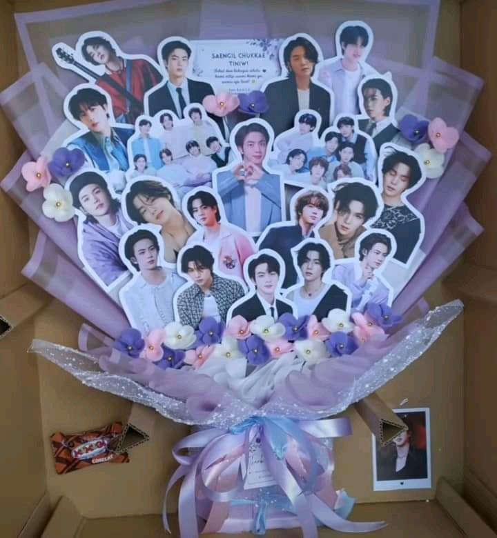 K-pop BTS Fan Photo Bouquet