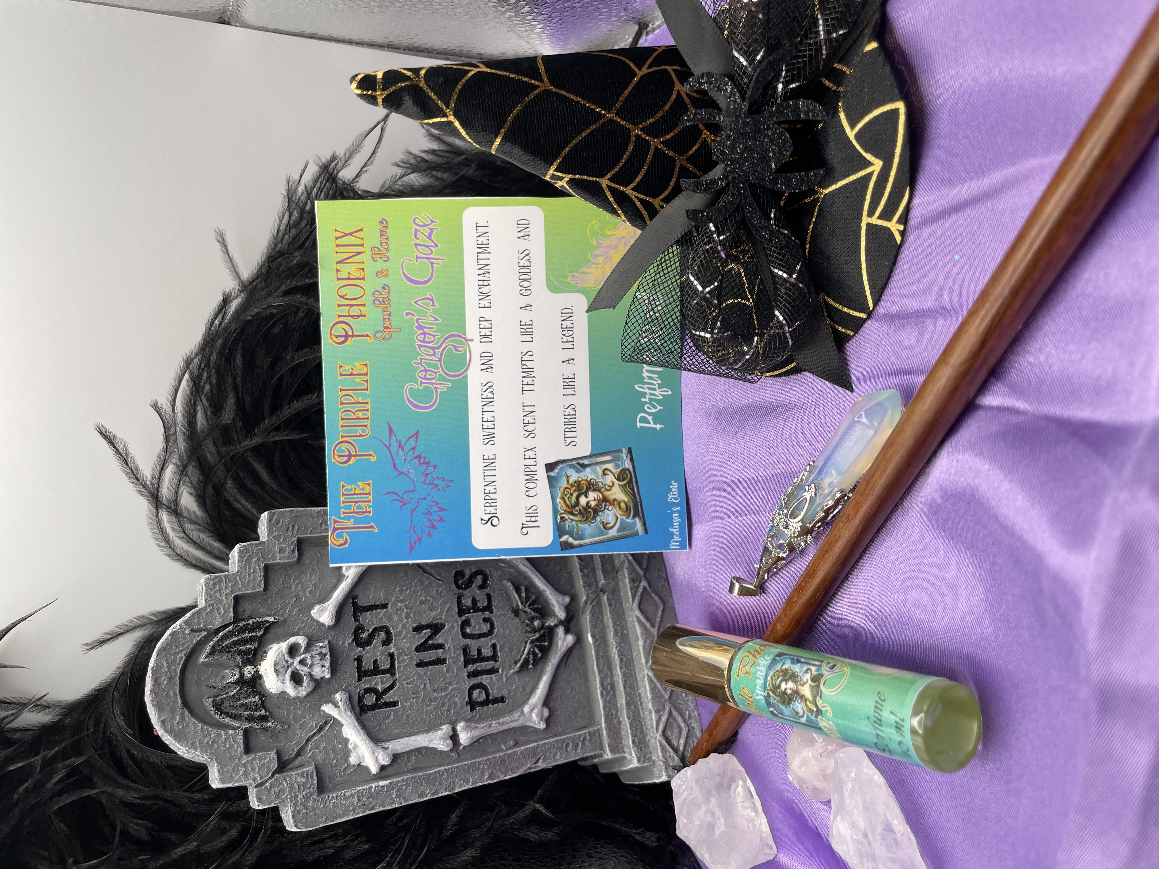 🐍 Gorgon’s Gaze – Signature Spell Perfume
