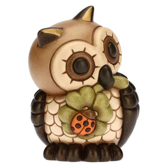 Gufo saggio con quadrifoglio portafortuna medio