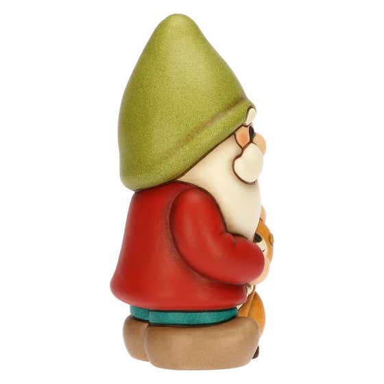 Gnomo Oliver con cerbiatto Amy in ceramica Inverno Incantato, medio