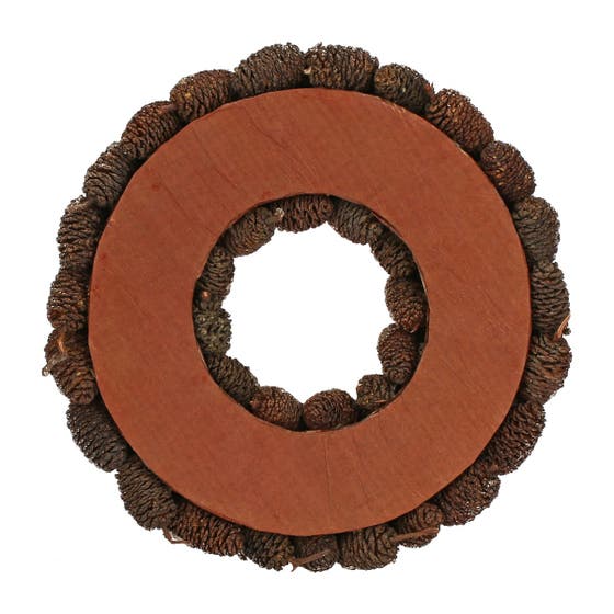 Ghirlanda decorativa con pigne, oro