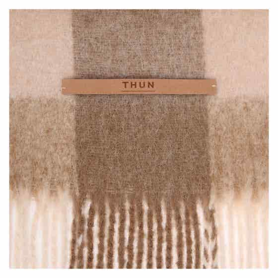 Sciarpa in misto lana a quadri con frange