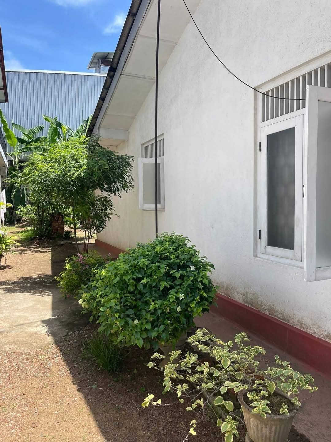 Sumanarama Road, Mount Lavinia