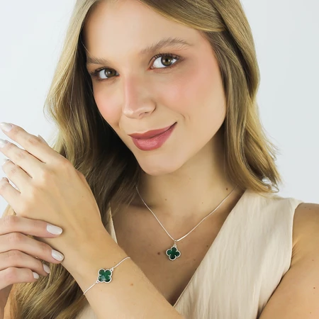 Colar e pulseira trevo verde
