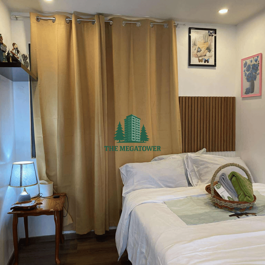 Cozy Condo Escape with Balcony View