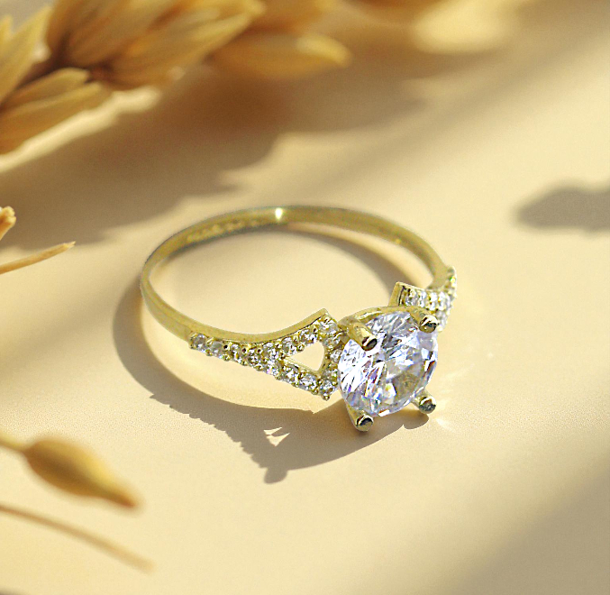 Anillo de Compromiso Con Chumbela en V