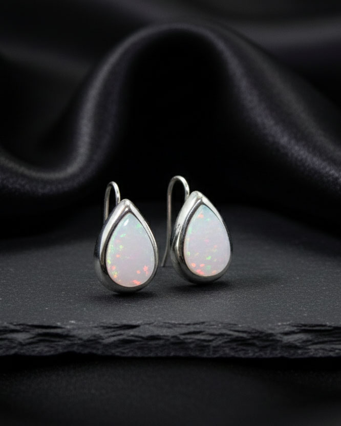 Aretes de Gota blanca