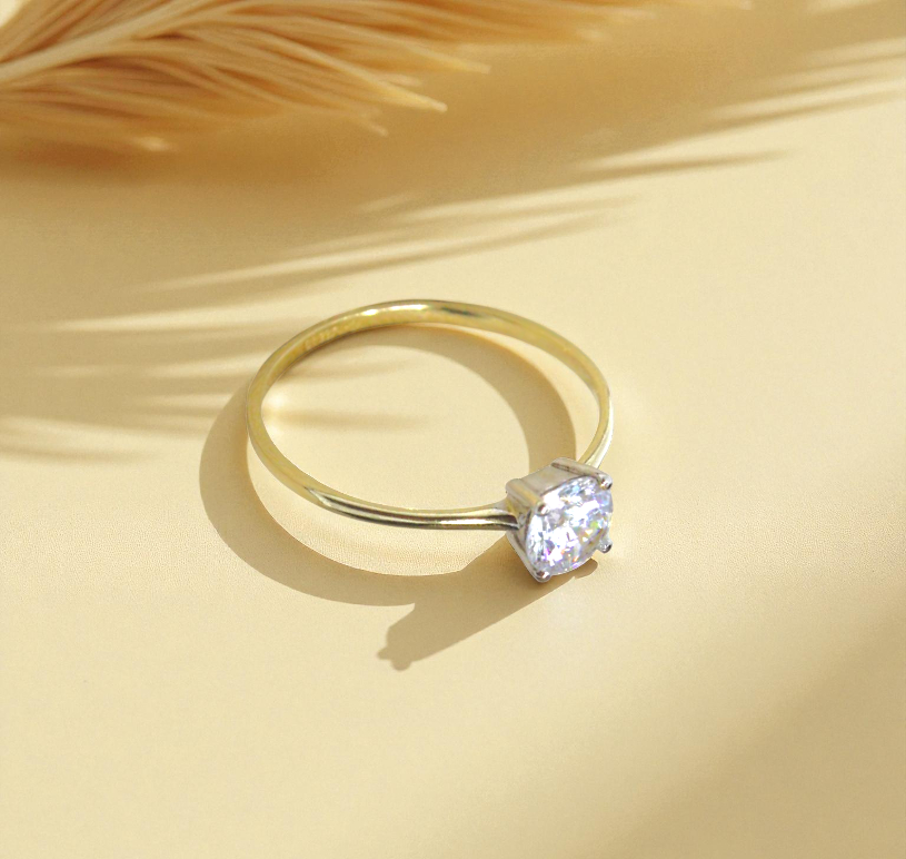 Anillo de Compromiso Solitario Con Corona de Oro Blanco