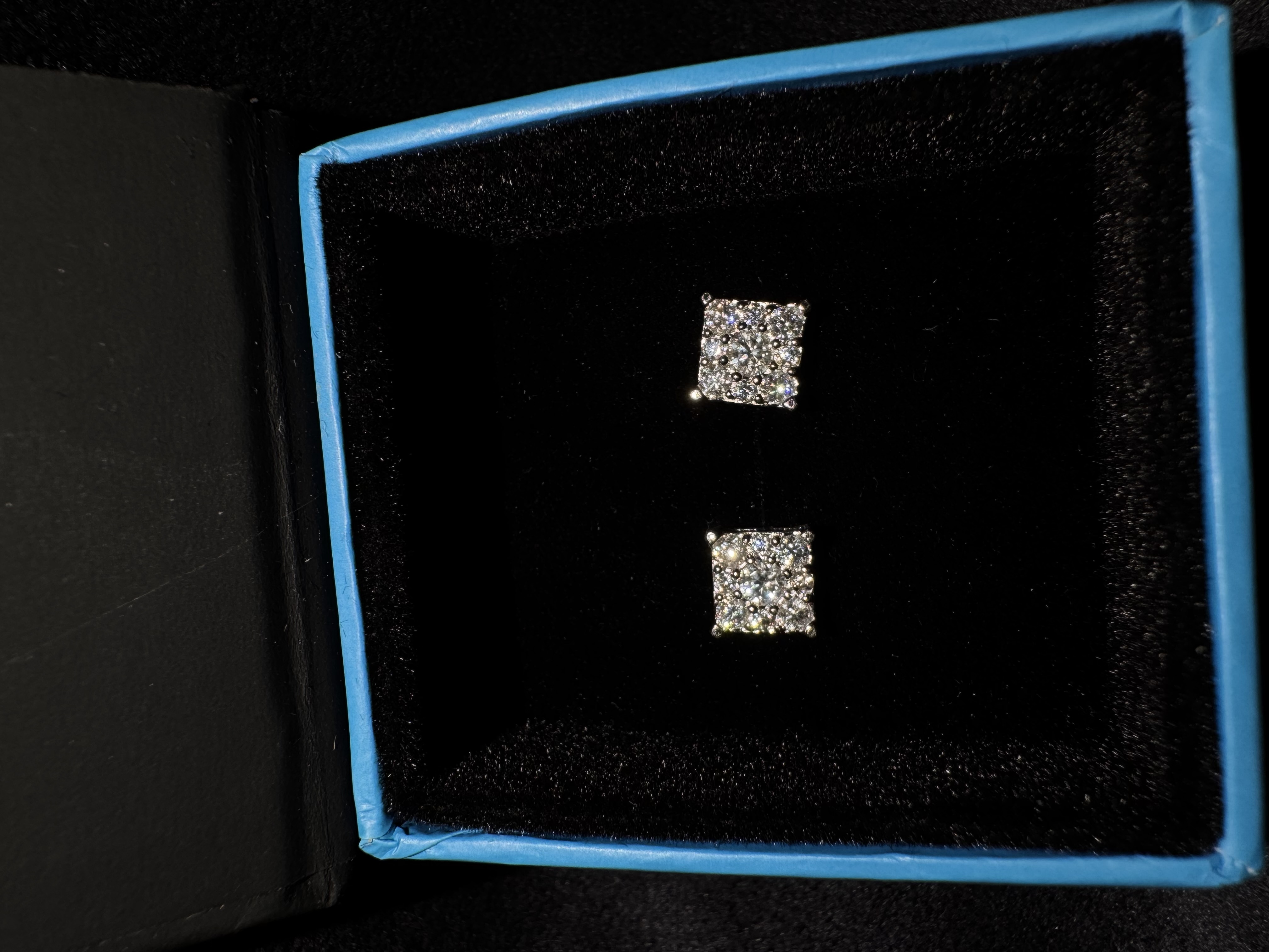 Square Moissanite Stud Earrings 1.03tw 