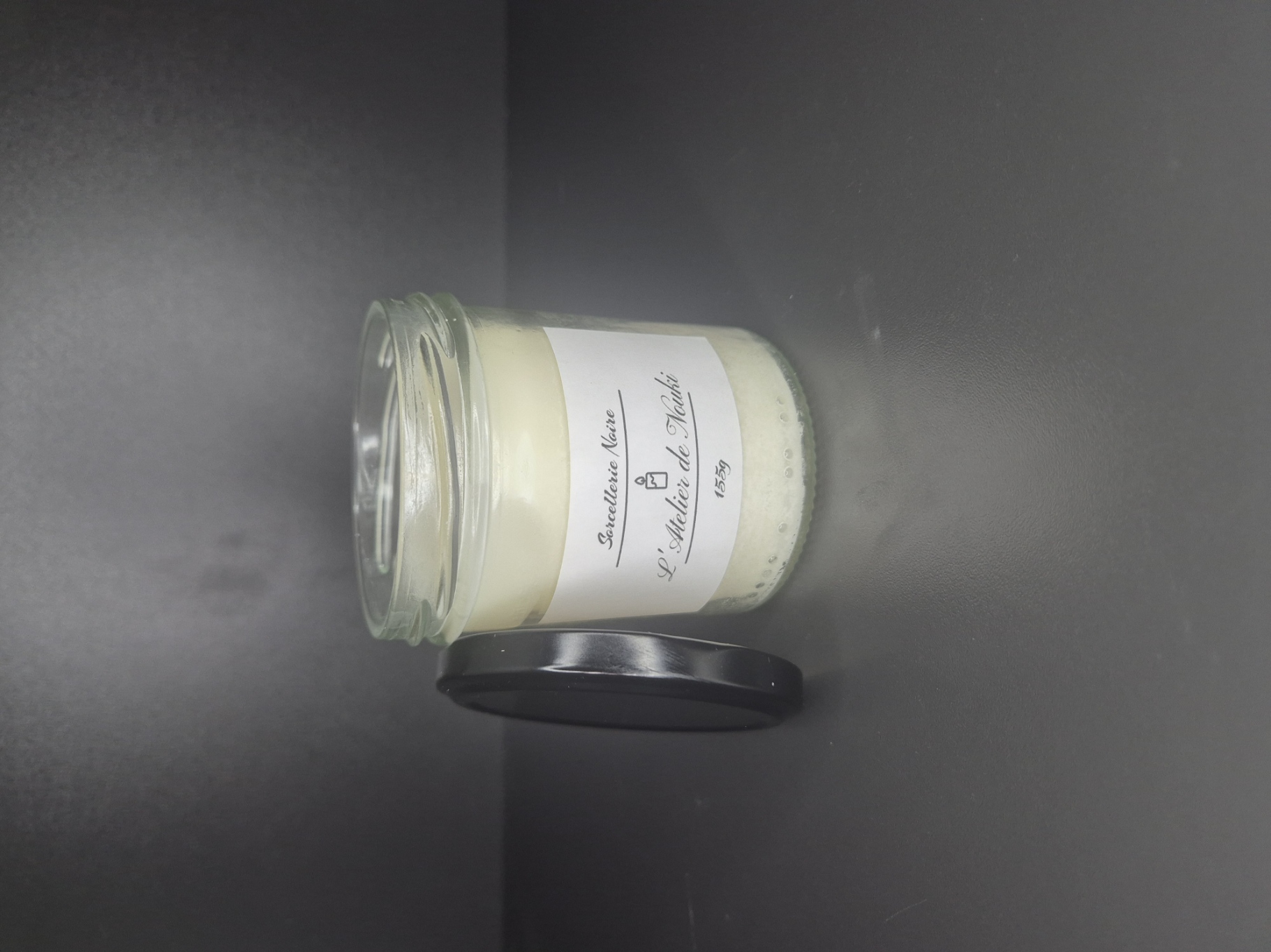 Bougie parfumée Sorcellerie Noire 155g