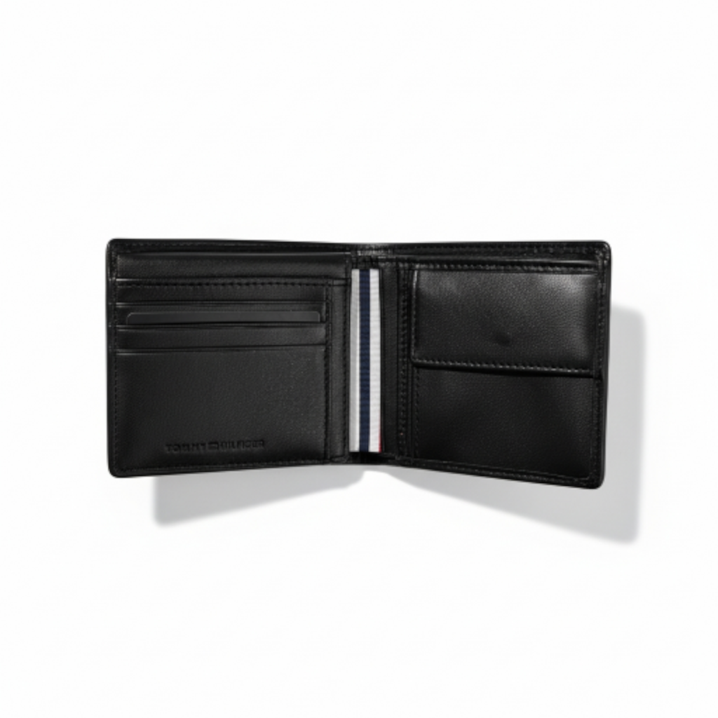 Tommy Hilfiger Men's Black Leather Wallet