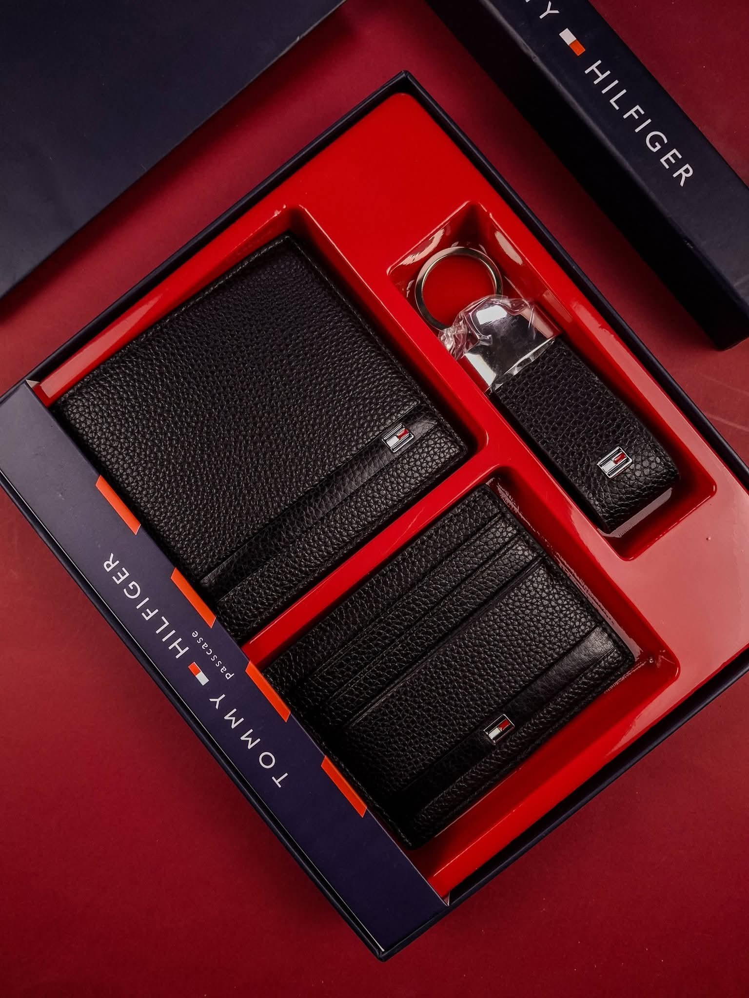 Tommy Hilfiger Leather Gift Set