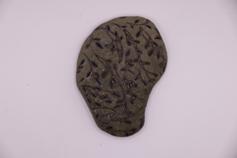 Handcrafted Leaf-Pattern stone