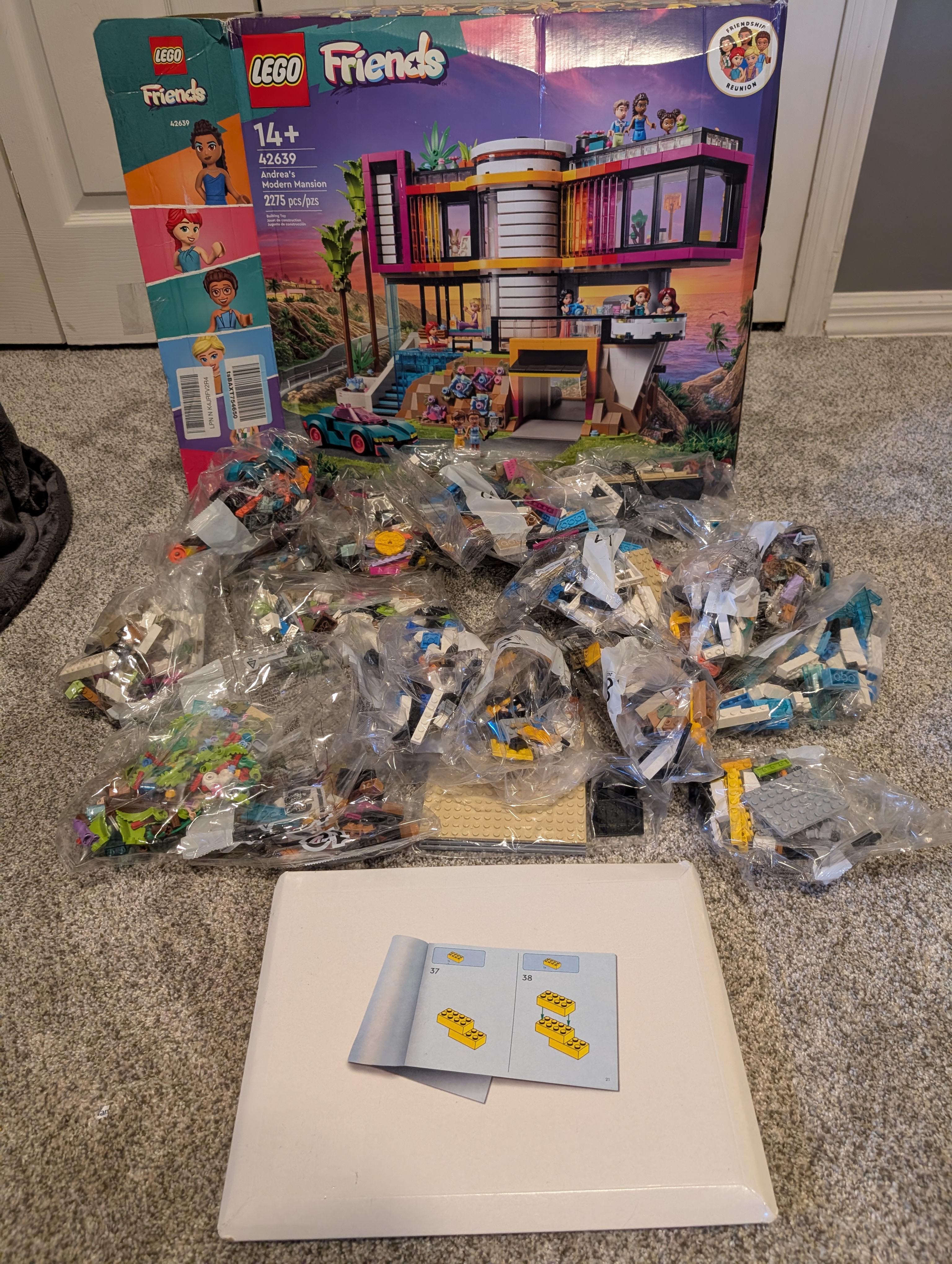 Lego Freinds Andrea's Modern Mansion Set #42639 (Sealed Contents)