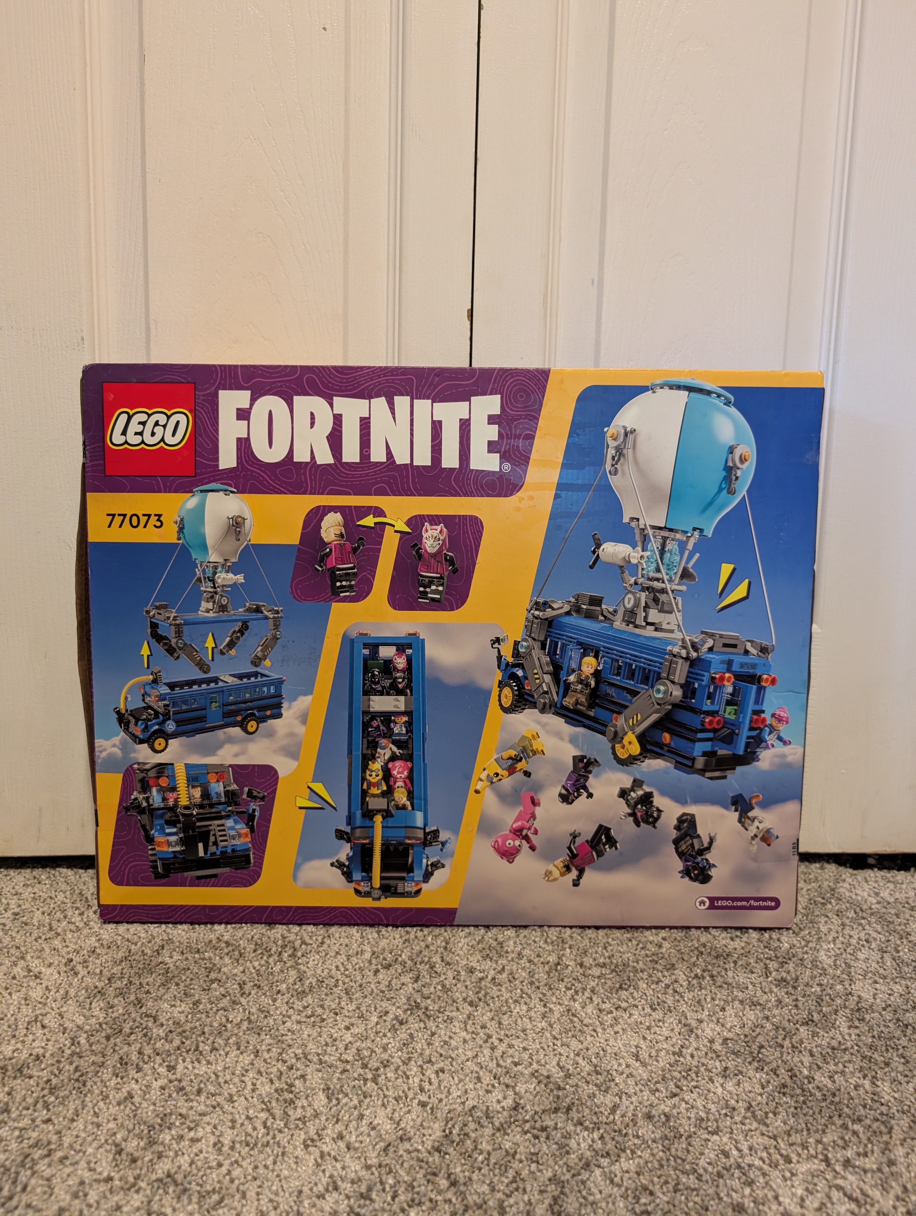 Lego Fortnite Battle Bus Set #77073 NIB