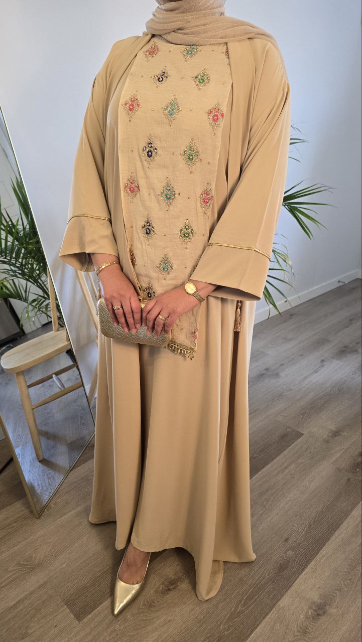 Elegant Beige kaftan
