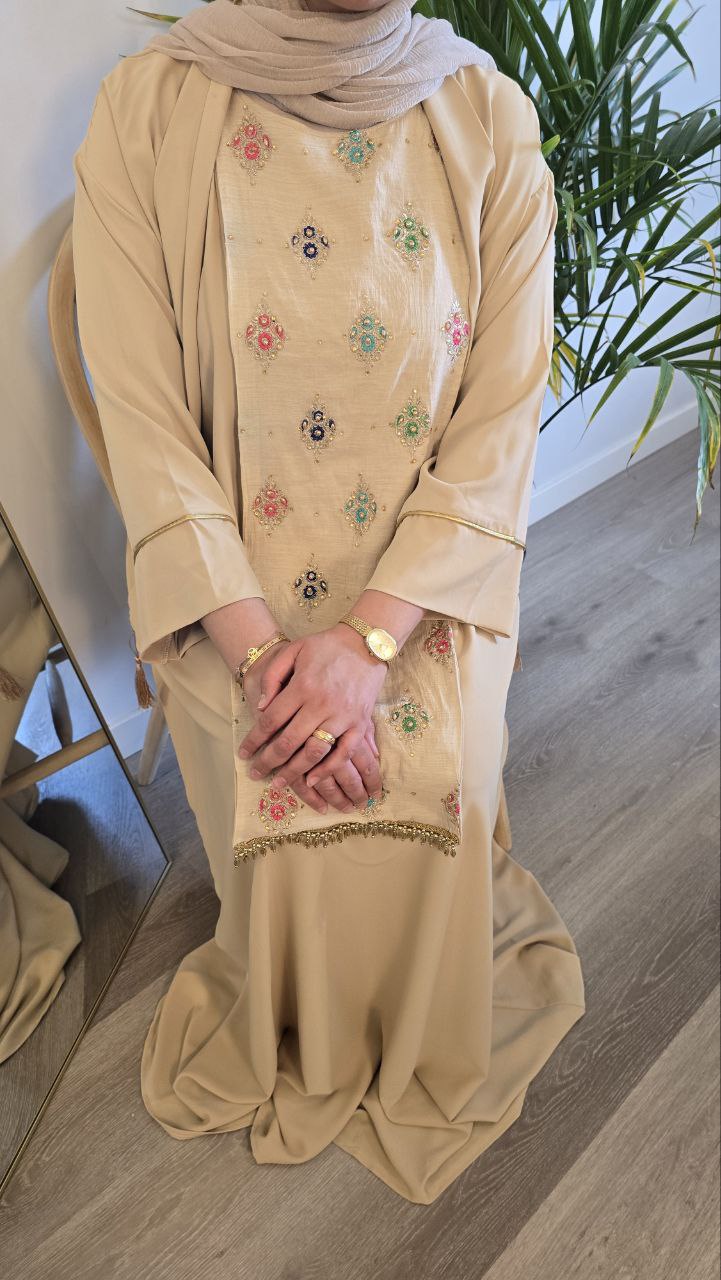 Elegant Beige kaftan