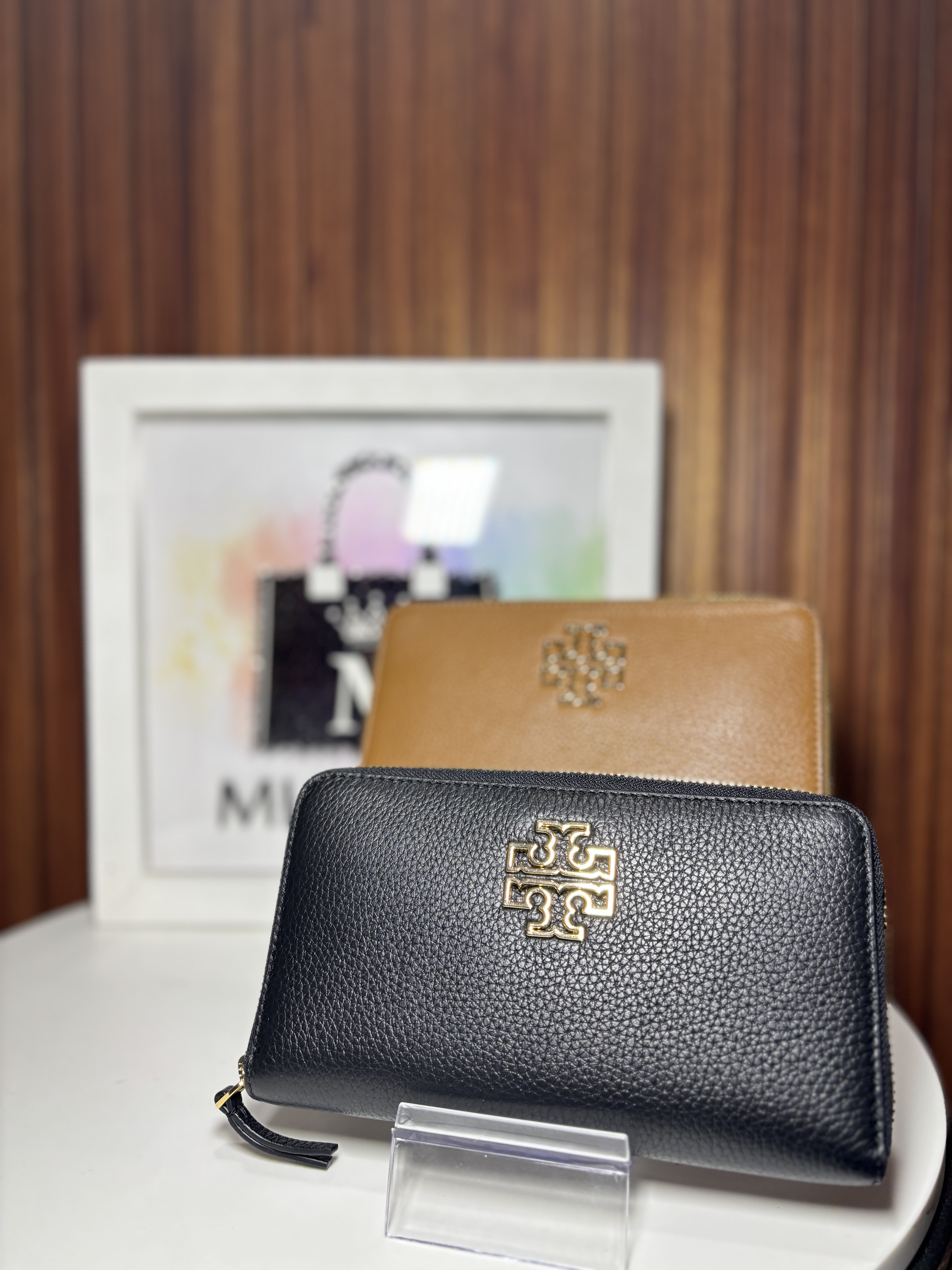 Cartera Tory Burch