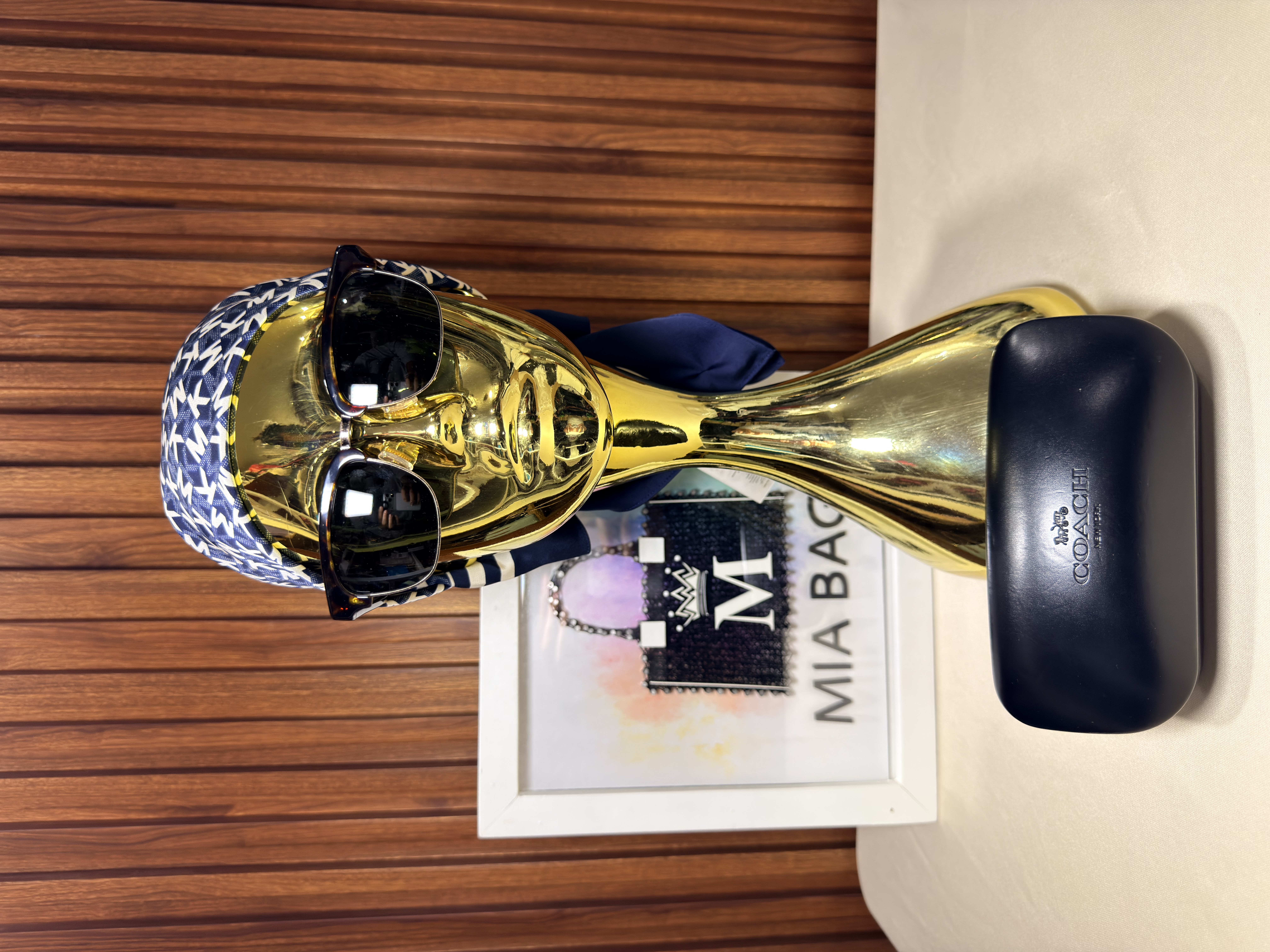 Gafas de sol con medio marco