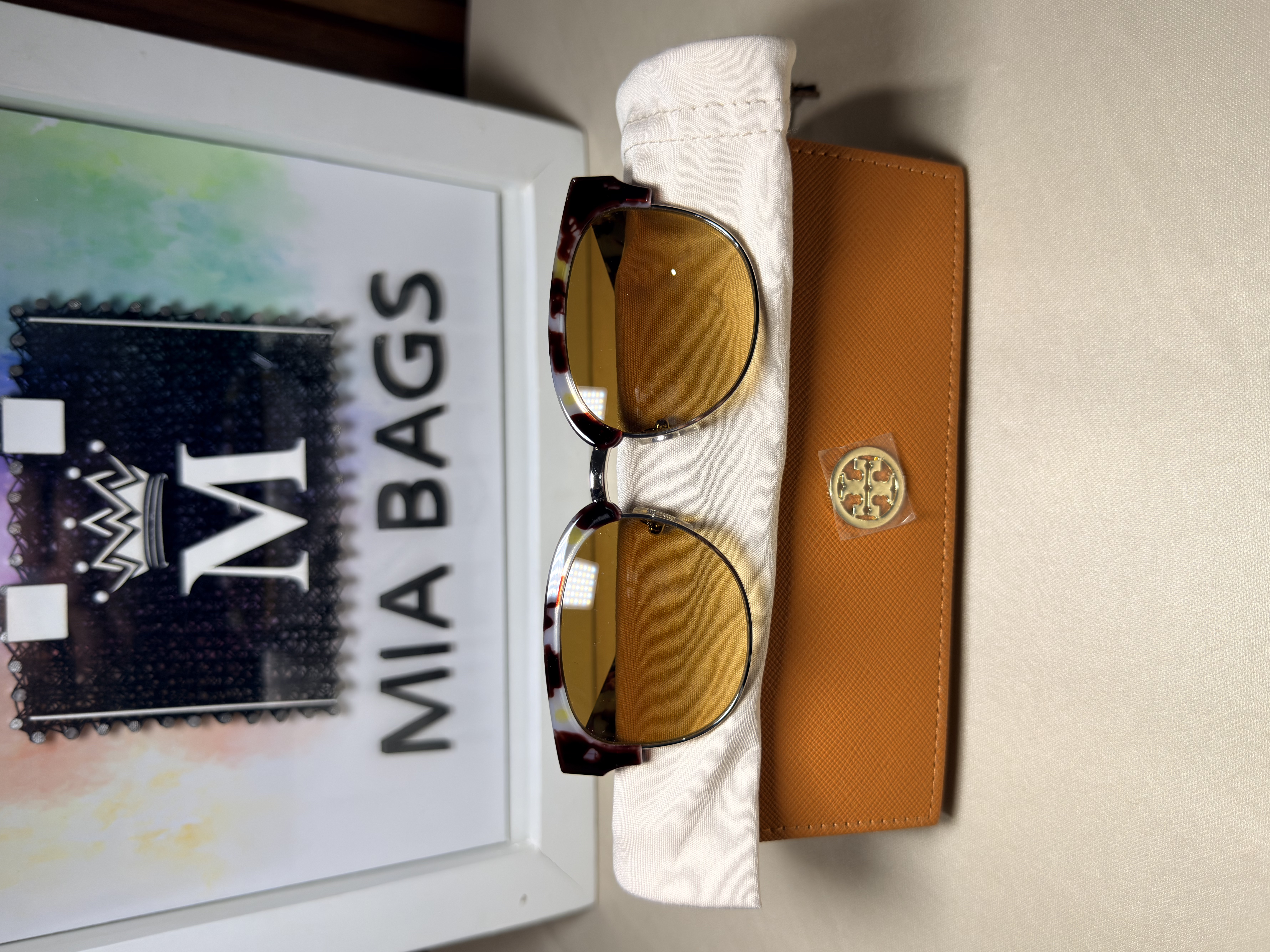 Lentes de sol con medio marco