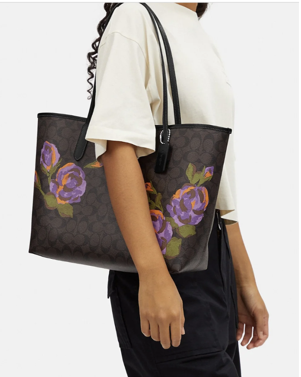 Tote estampado floral con monogram