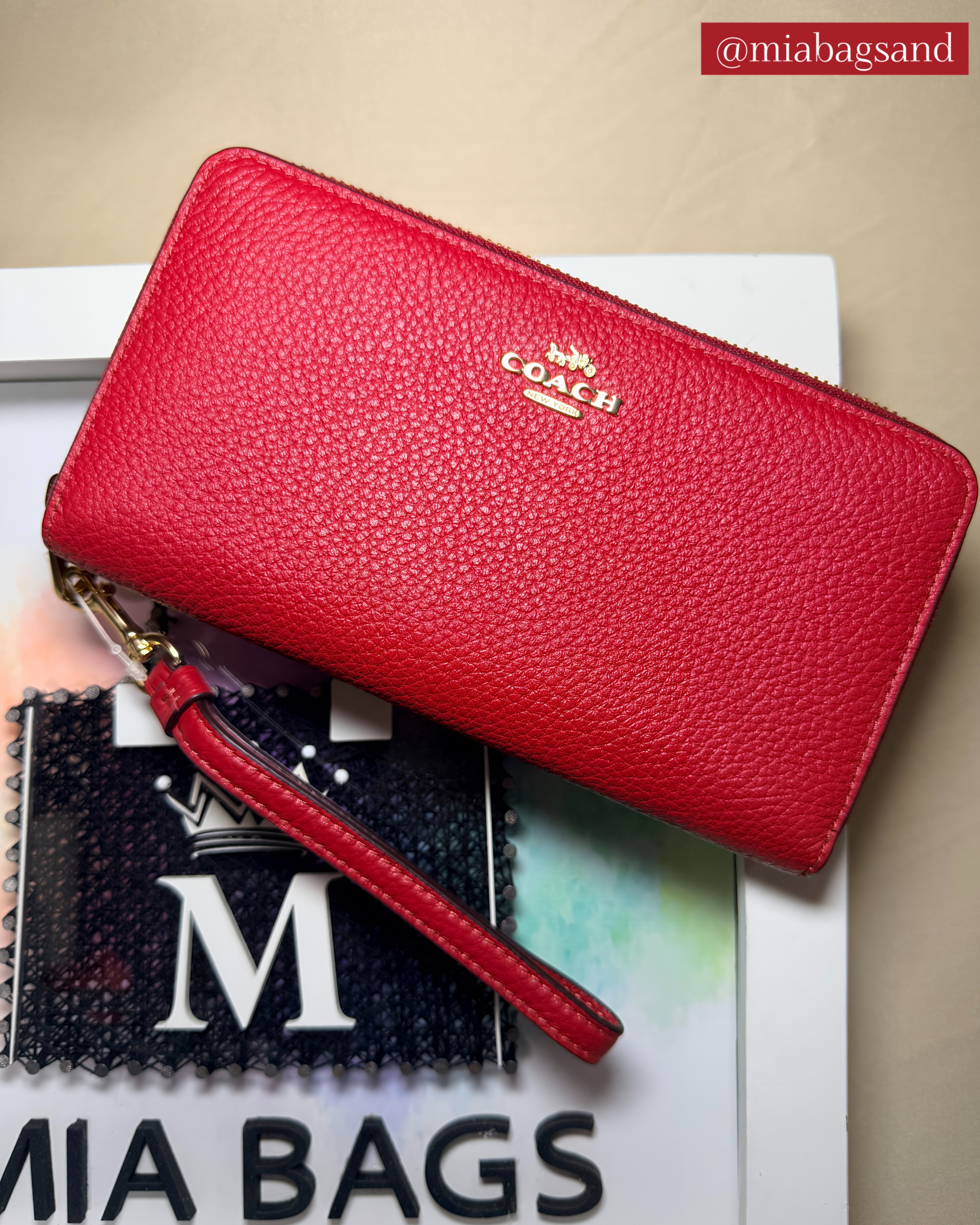 Cartera Coach Roja