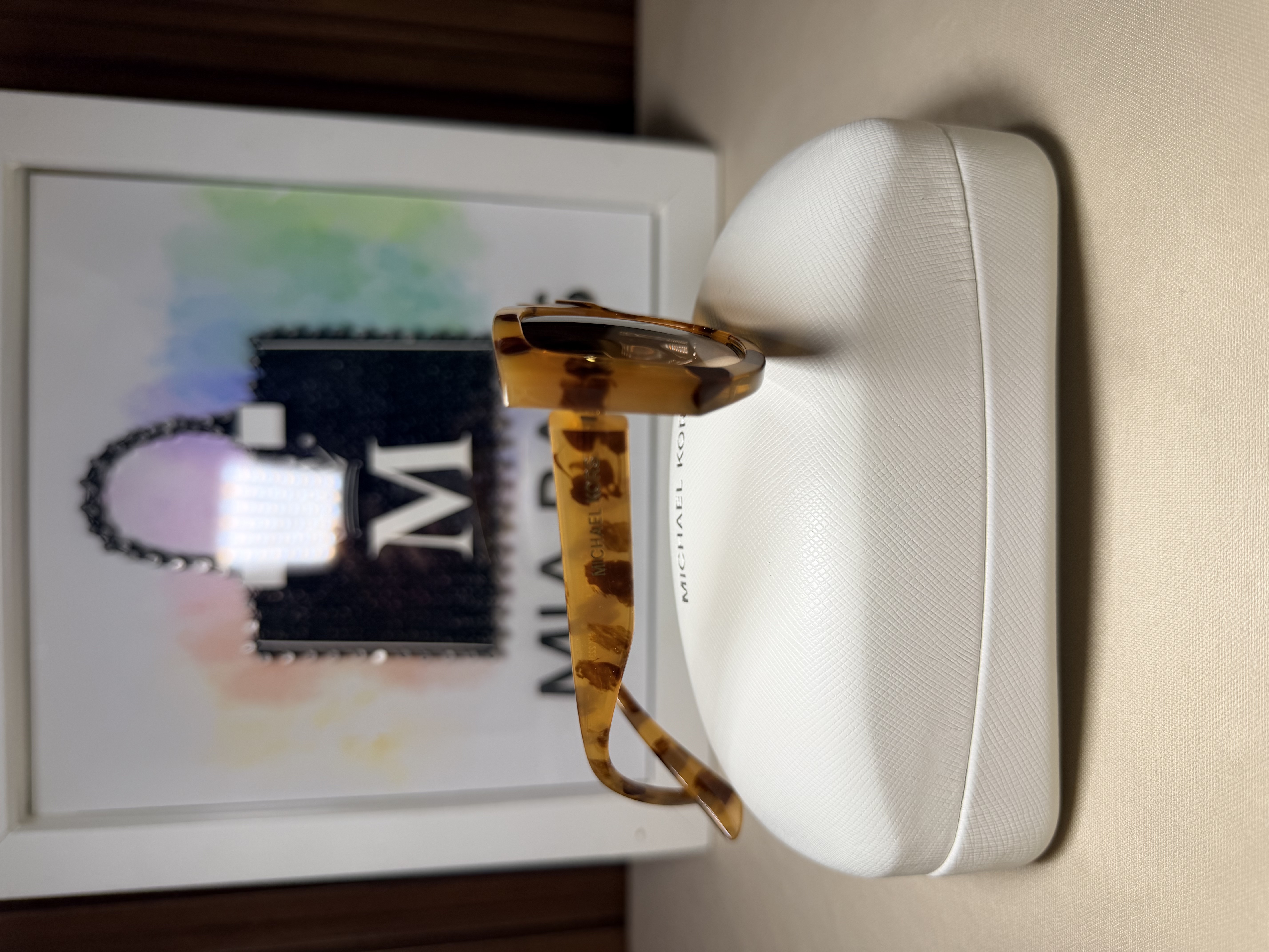 Gafas de sol cuadradas con detalles cafés