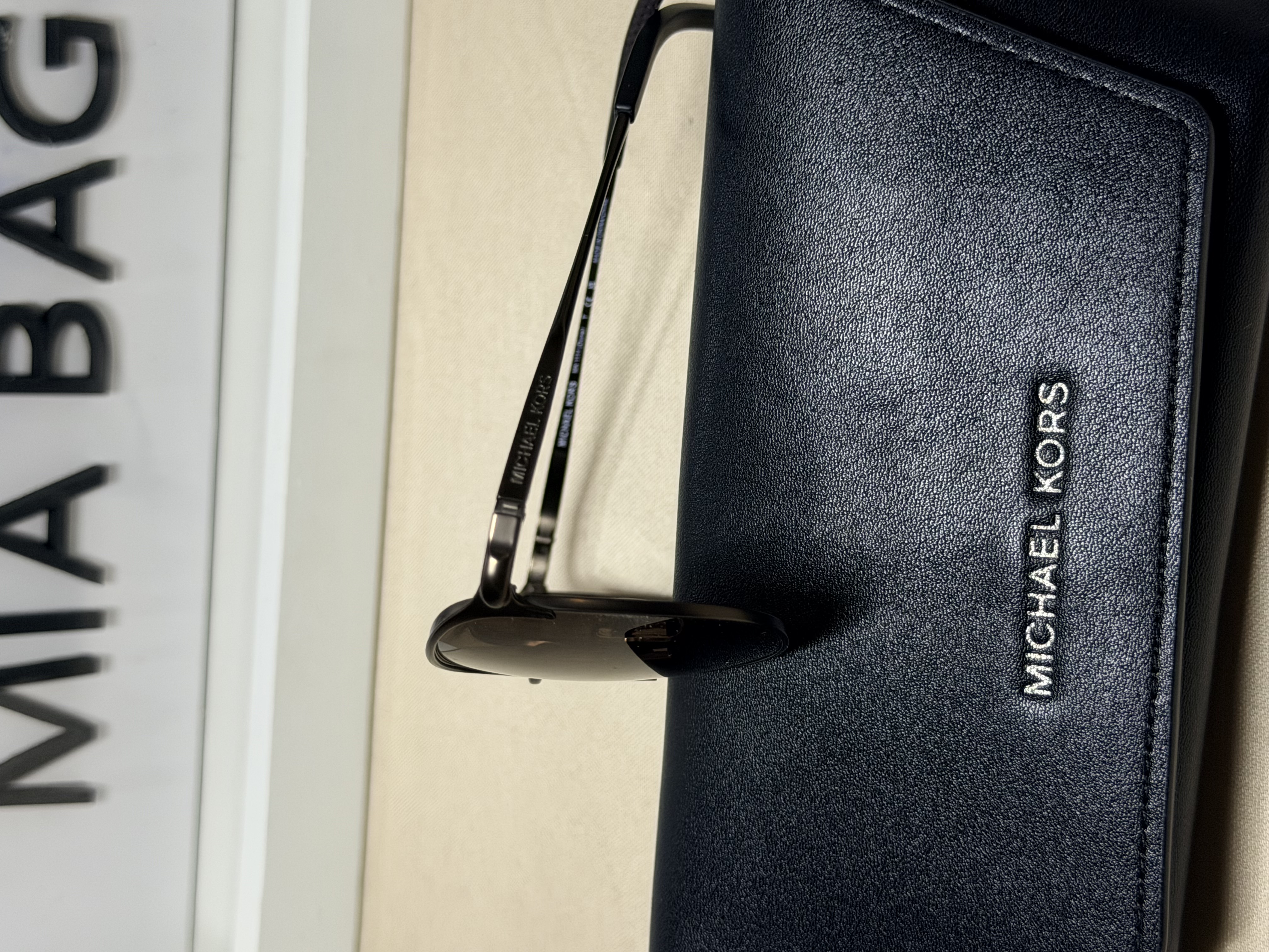 Gafas de sol café con marco de aluminio