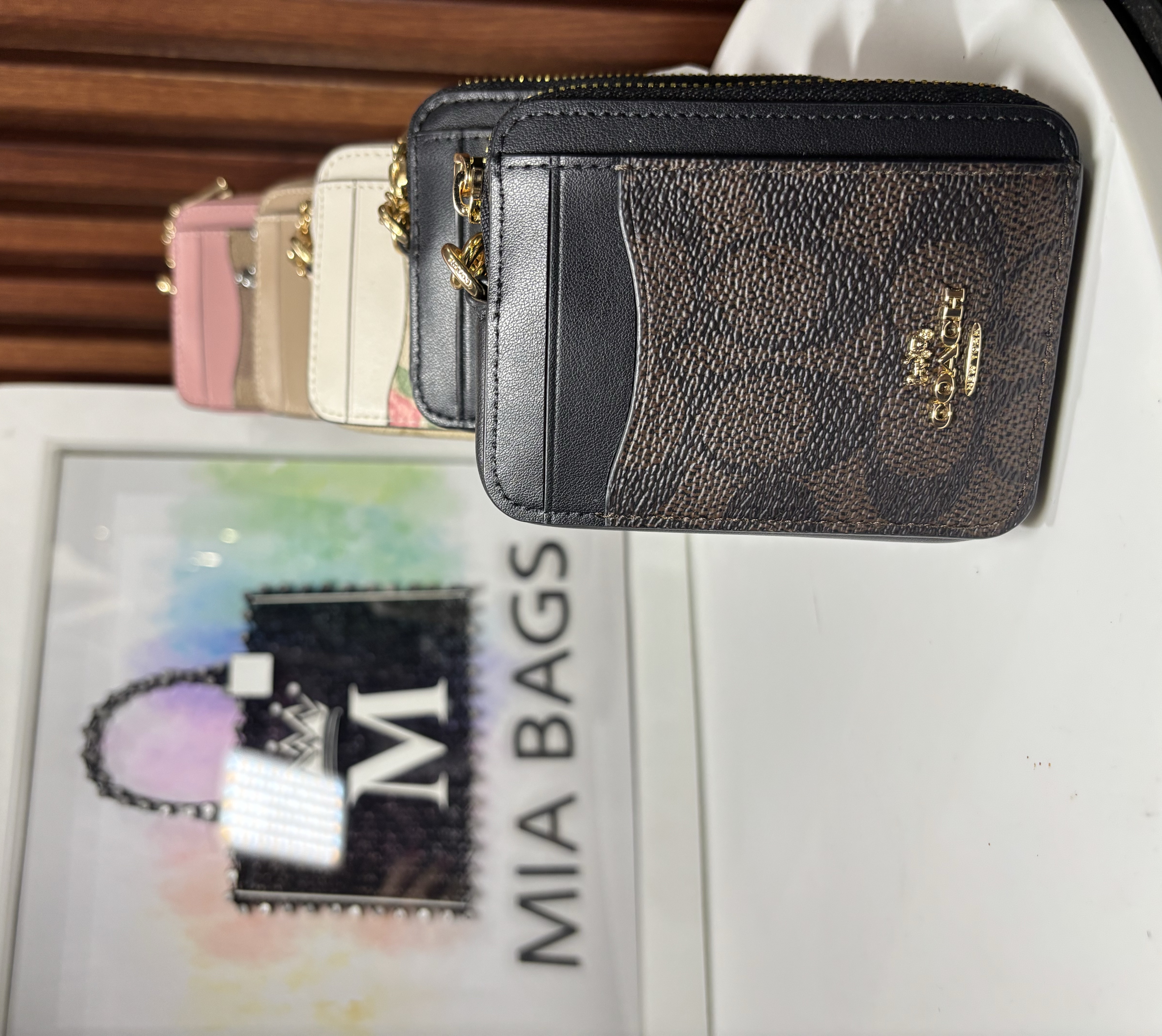 MINI Monedero con cierre y cadena