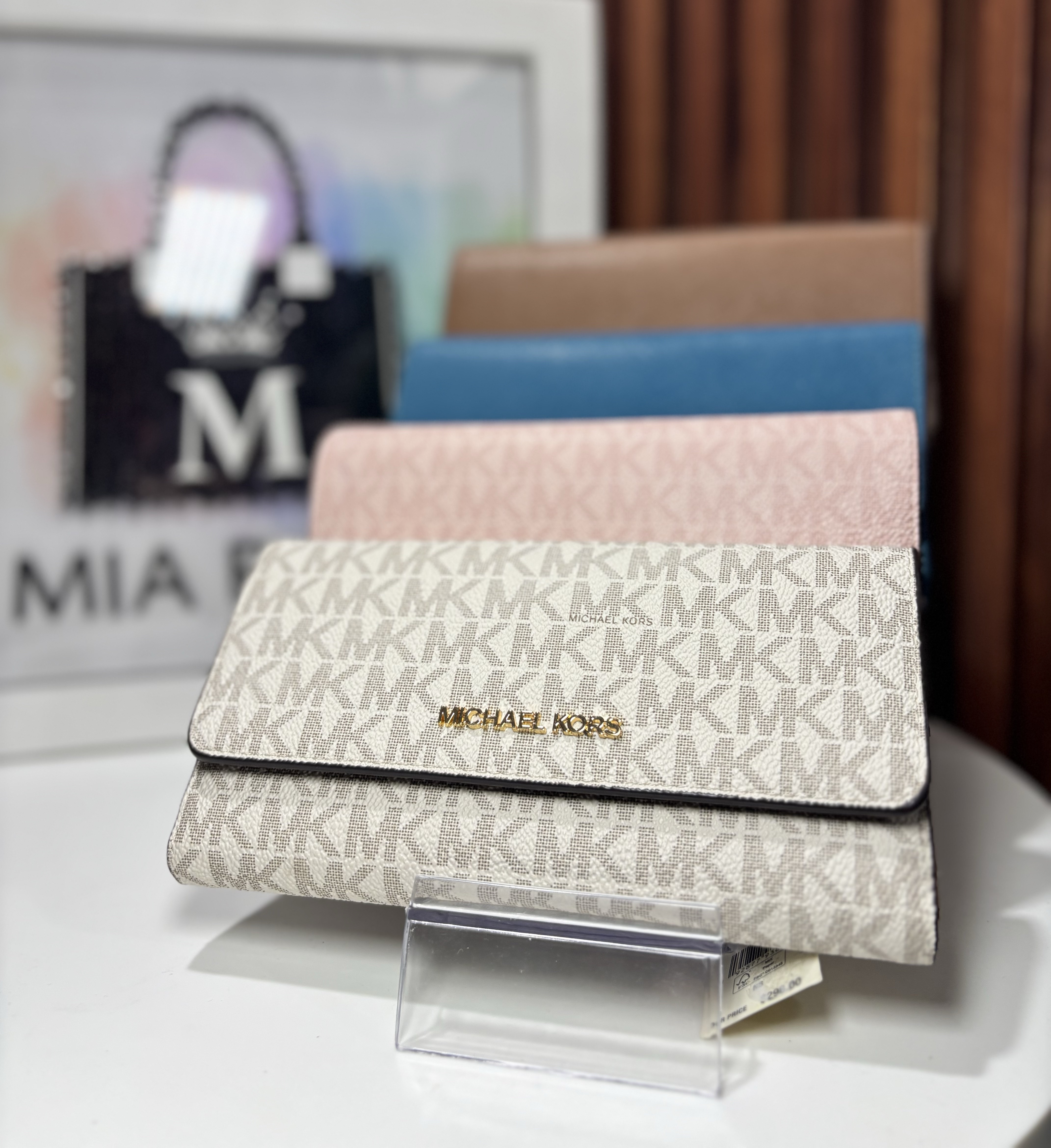 Cartera grande con clip