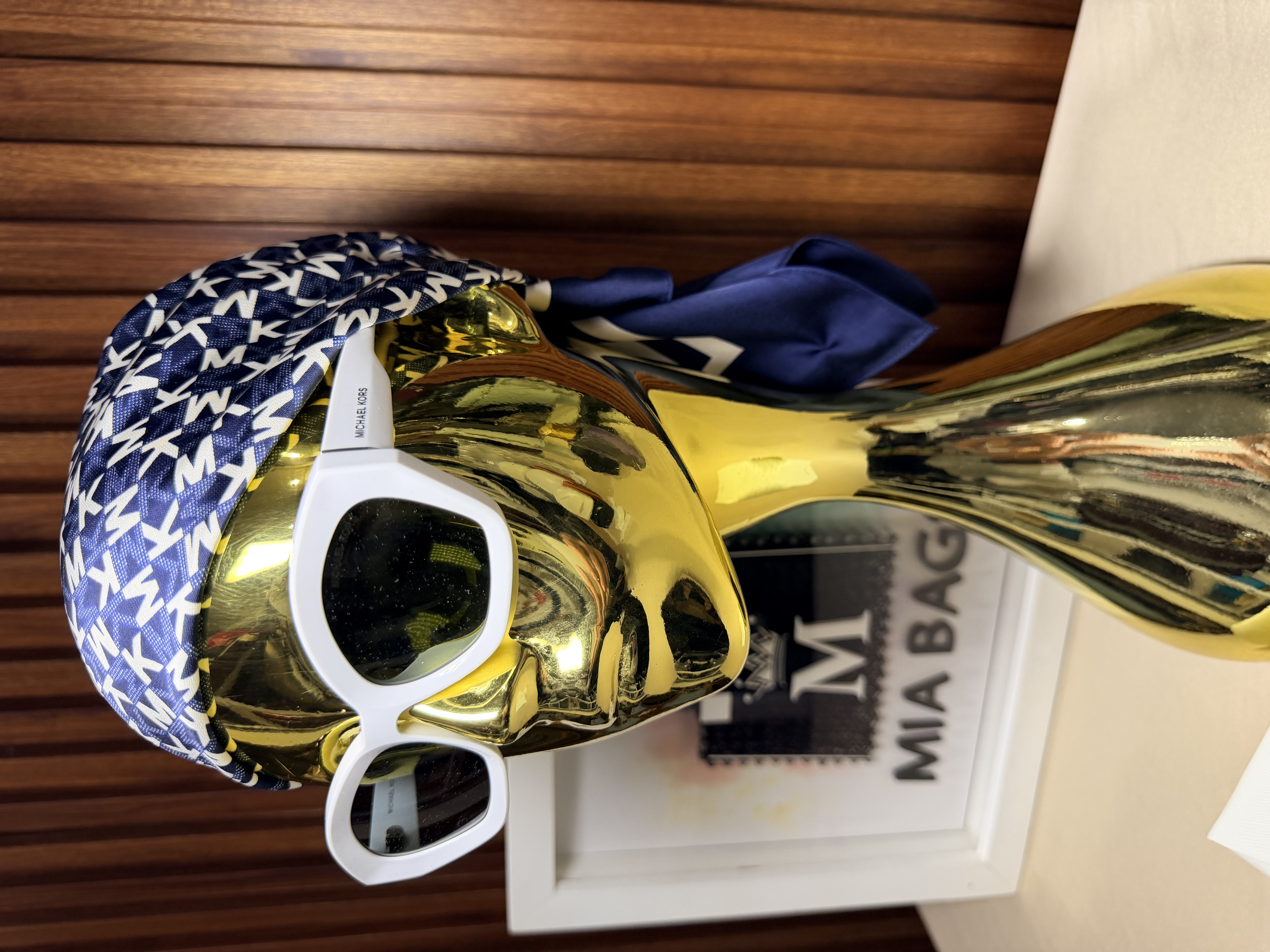 Lentes de sol color blanco