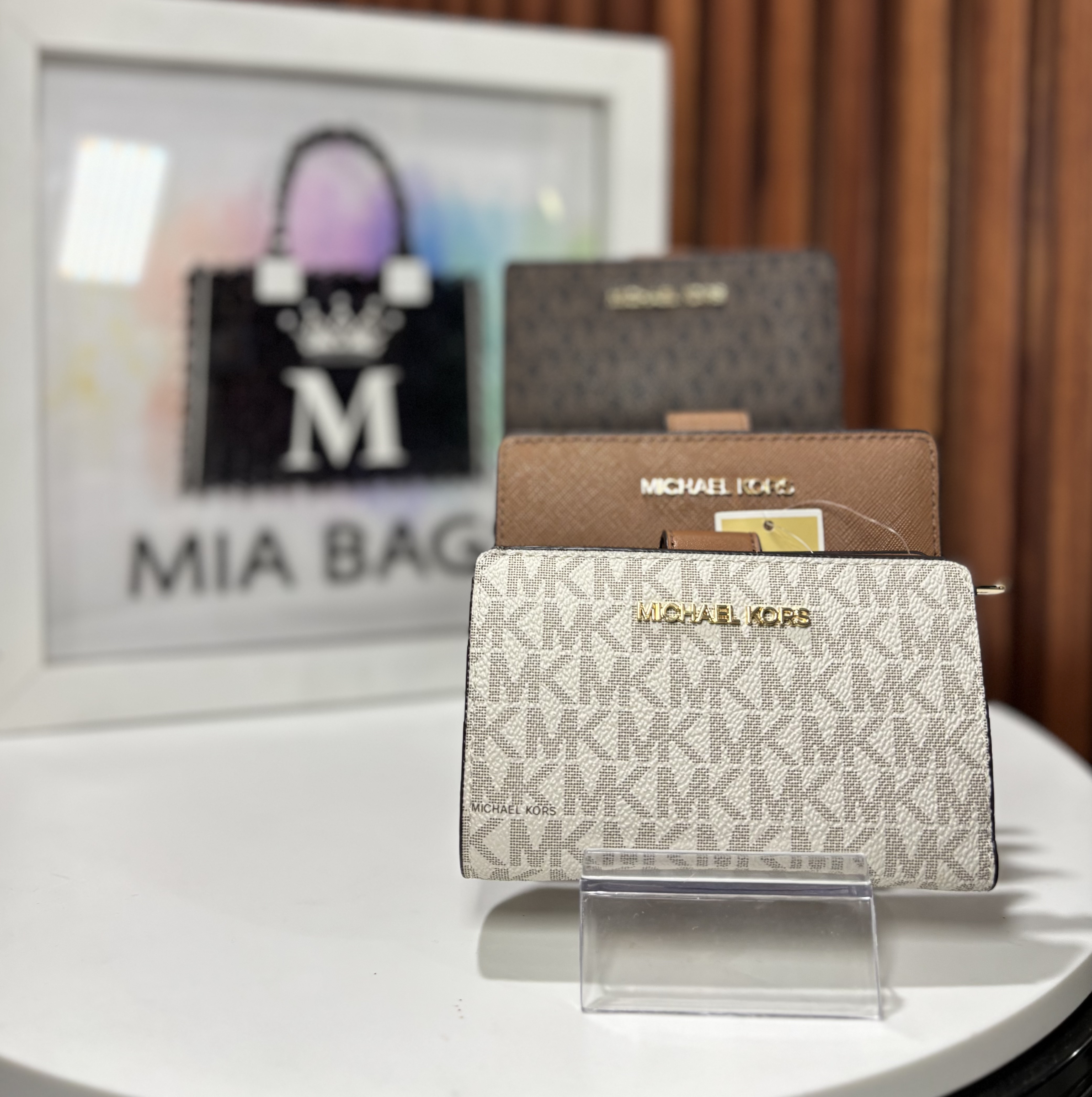 Cartera Michael Kors con CLIP