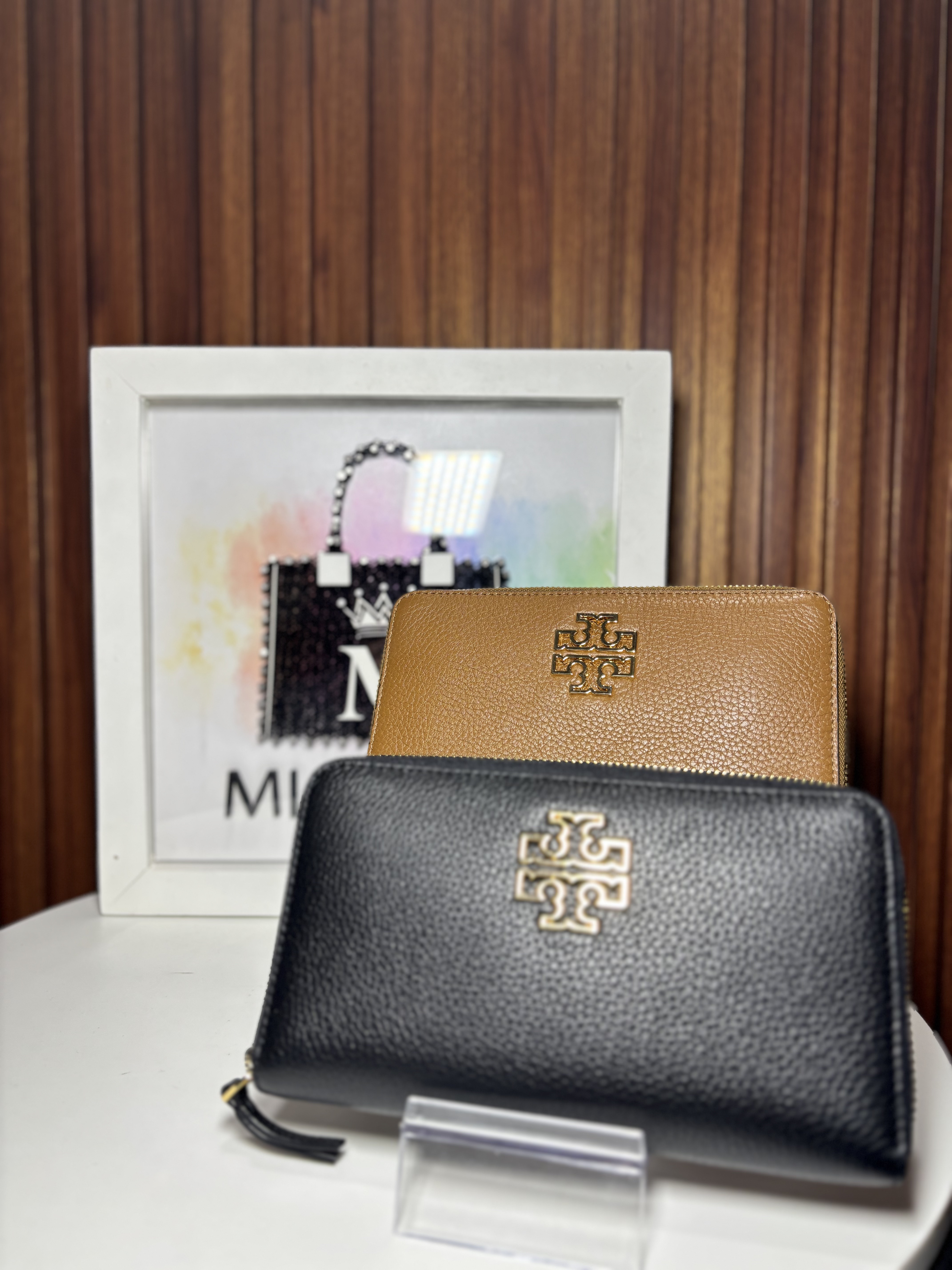 Cartera Tory Burch