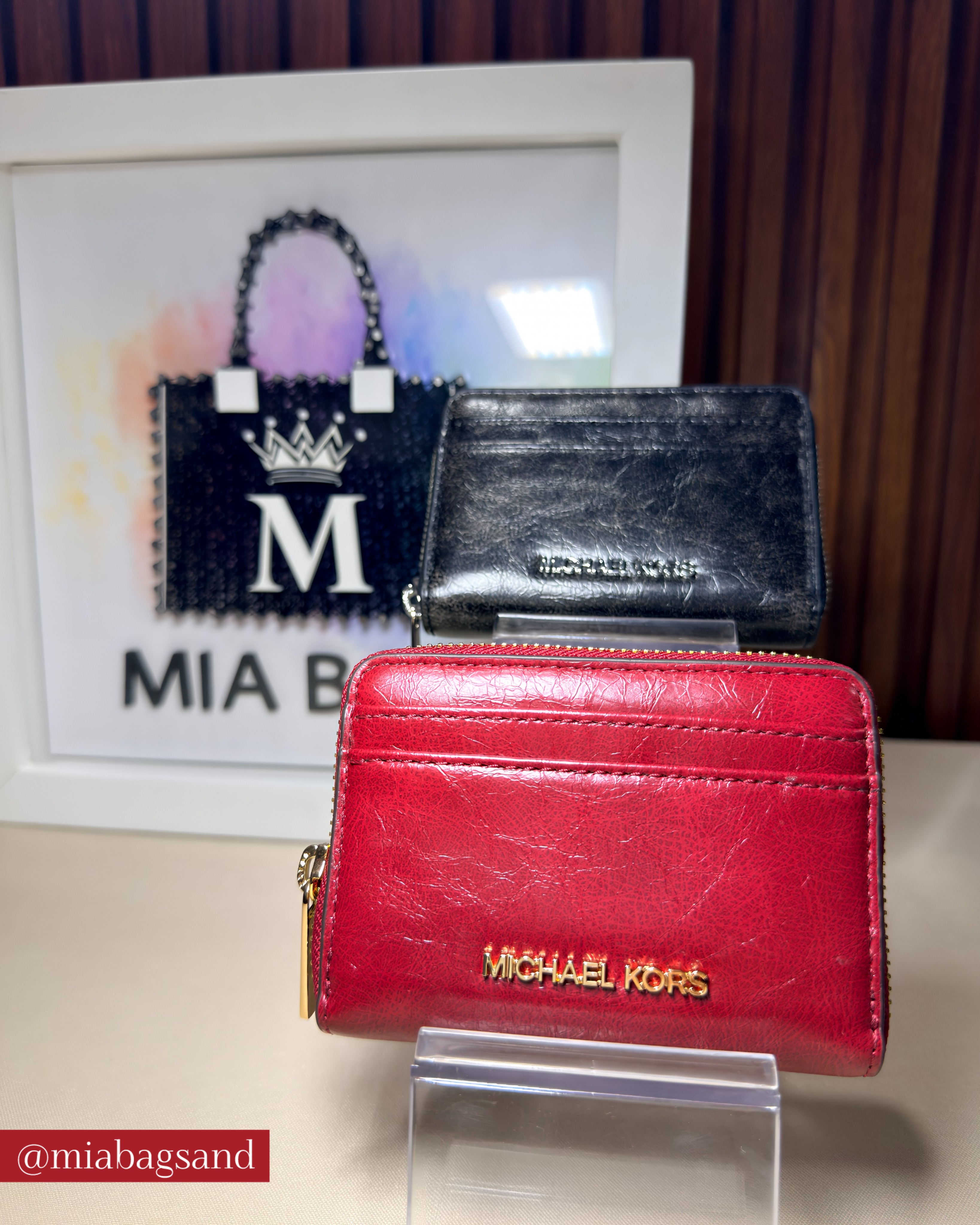 Monedero metalico negro o rojo