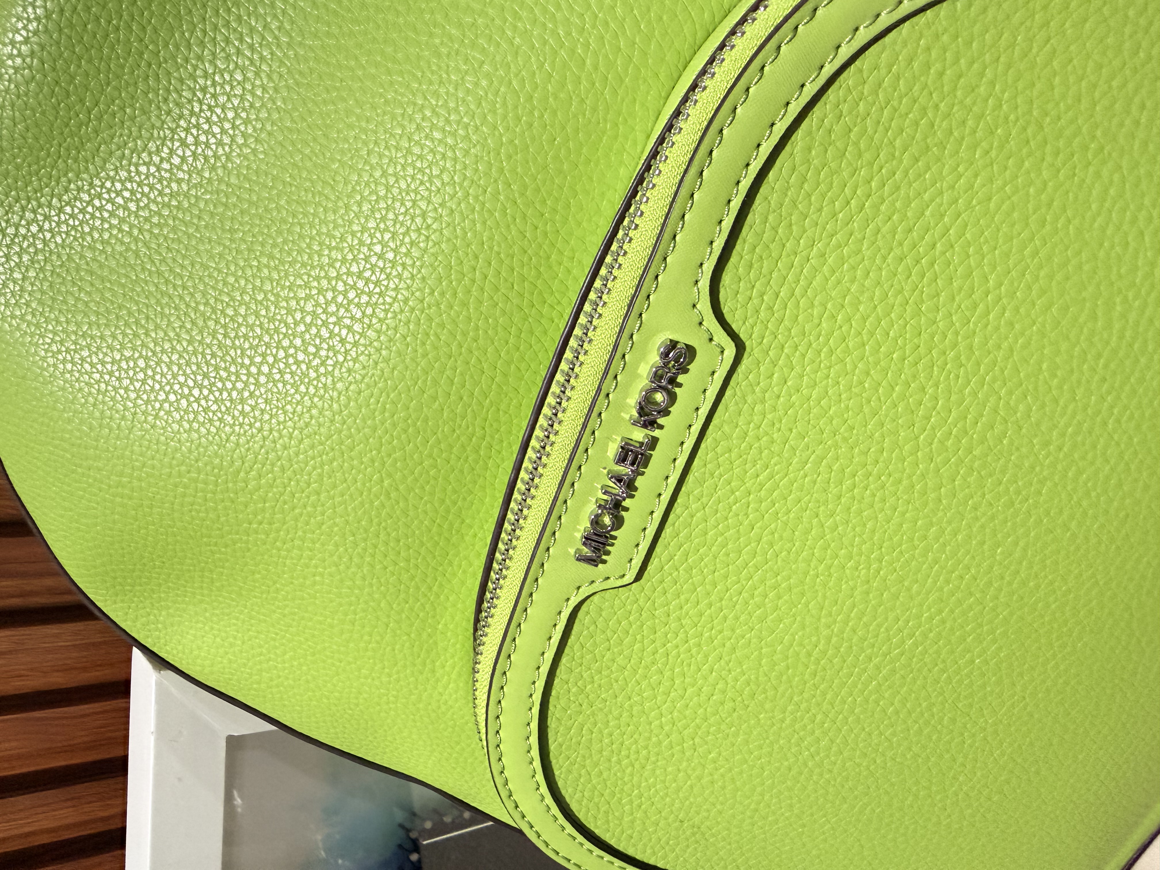 Mochila grande color verde