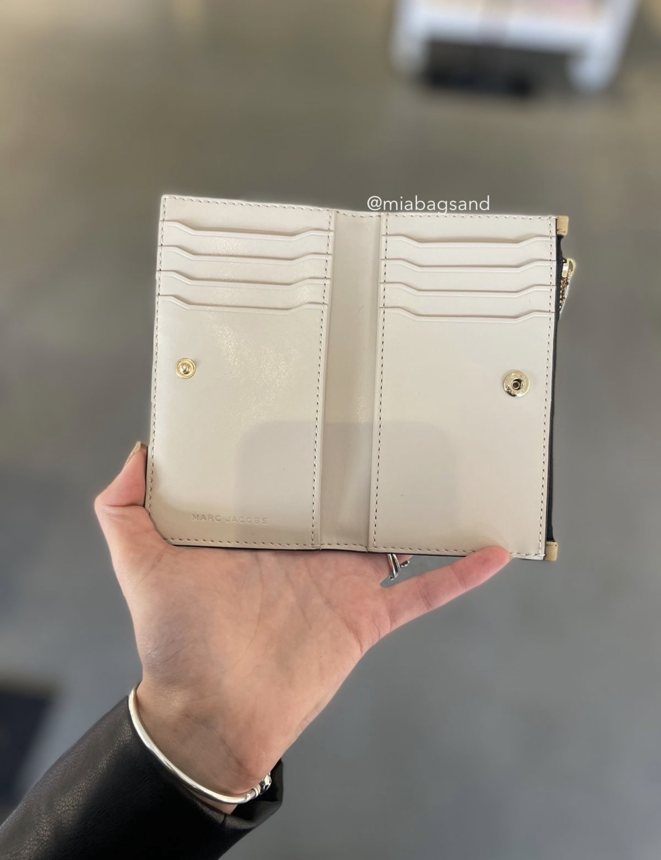 Cartera mediana color malvavisco 