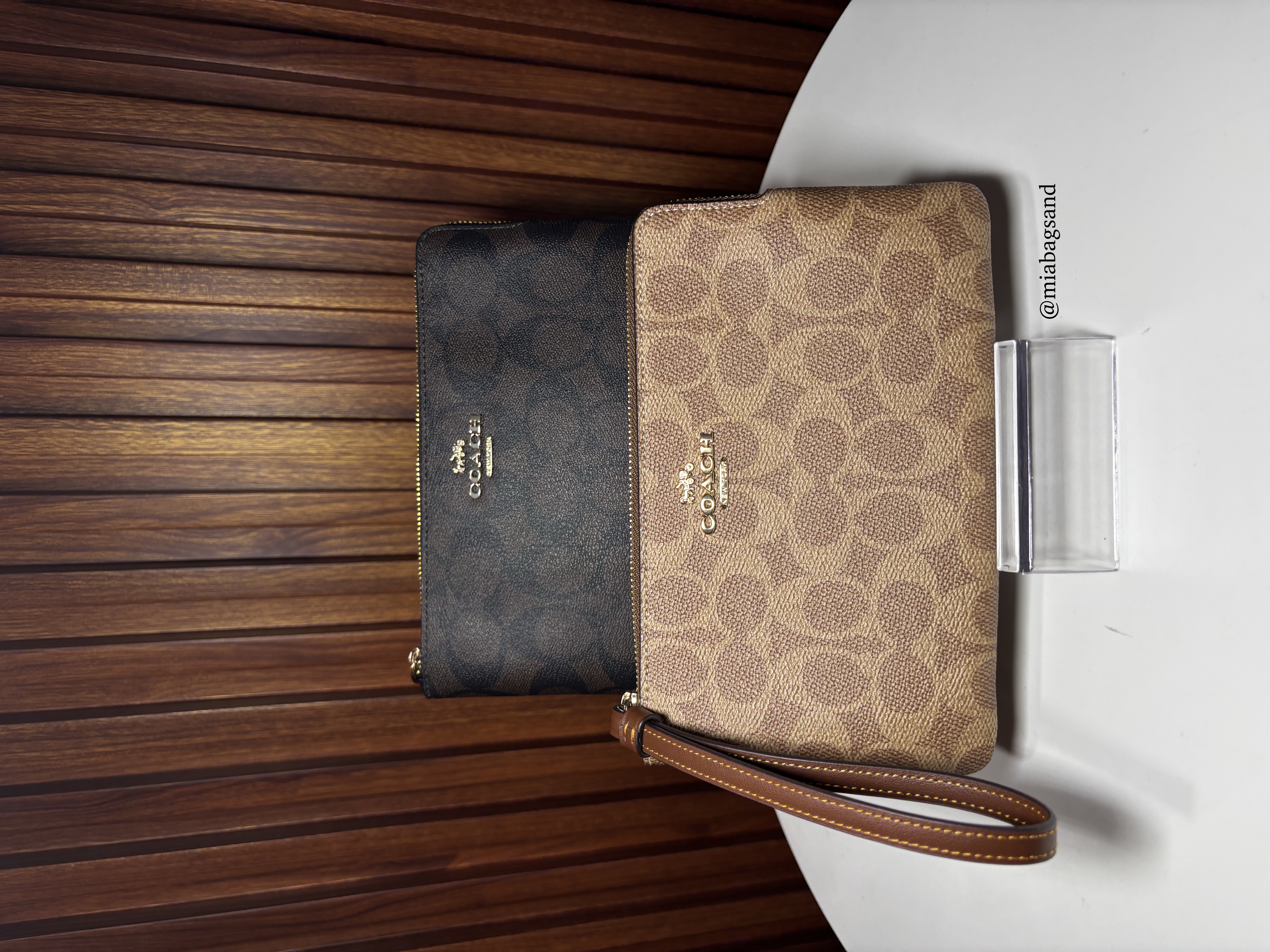 Muñequera grande, dos colores camel y chocolate