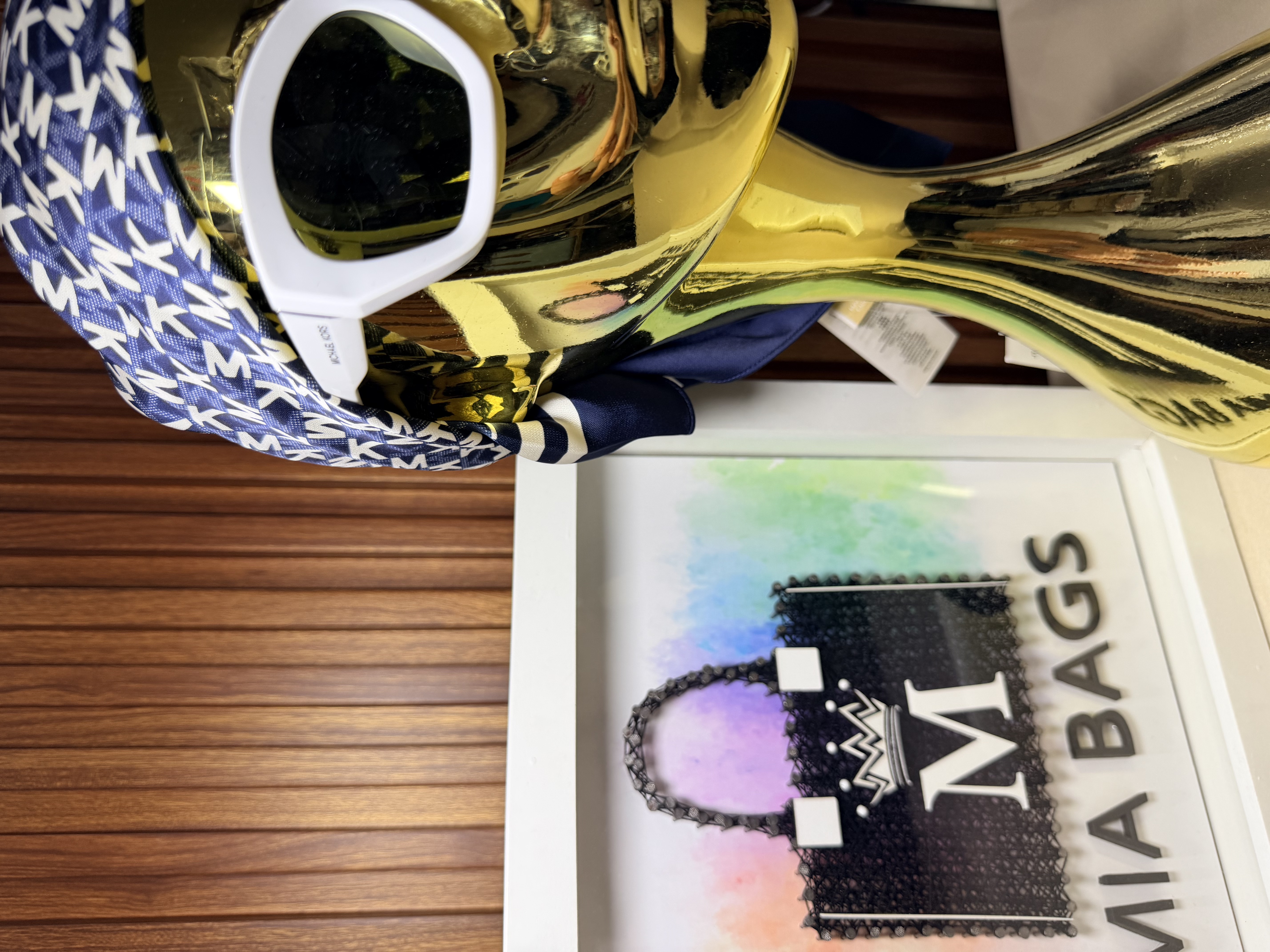 Lentes de sol color blanco